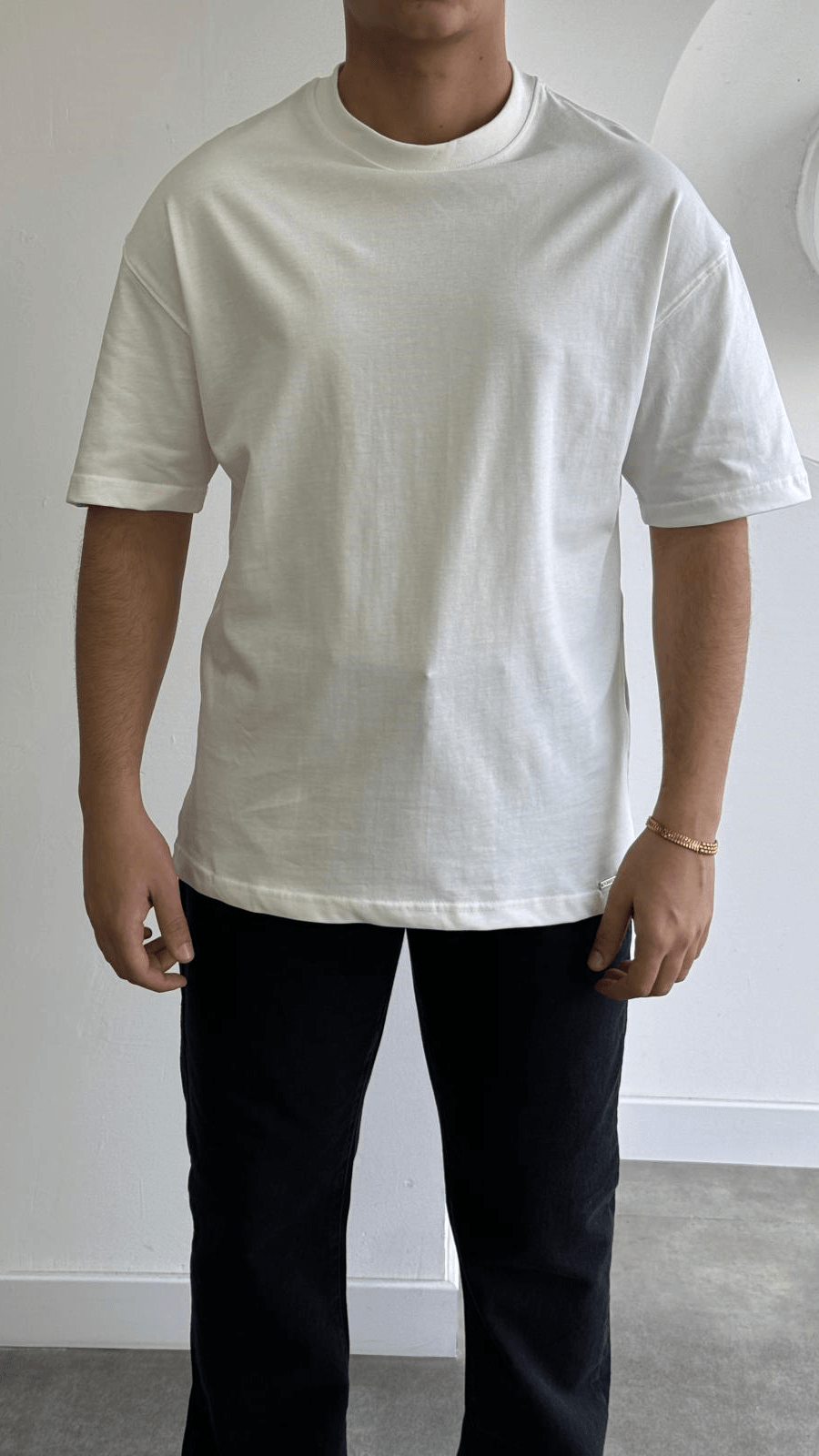 Beyaz oversize basıc tshirt