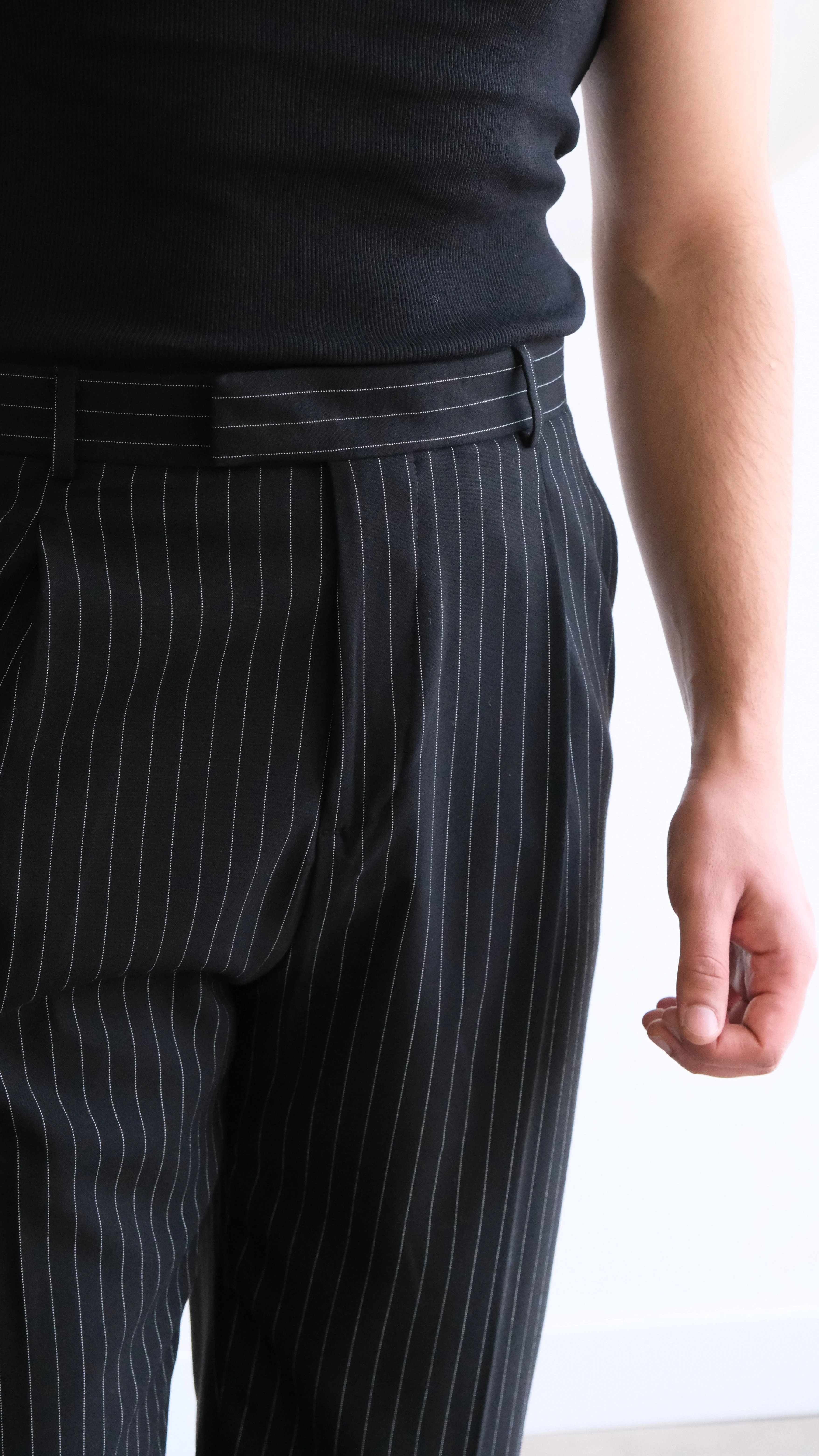 Çizgili Pileli Siyah Baggy Kumaş Pantolon