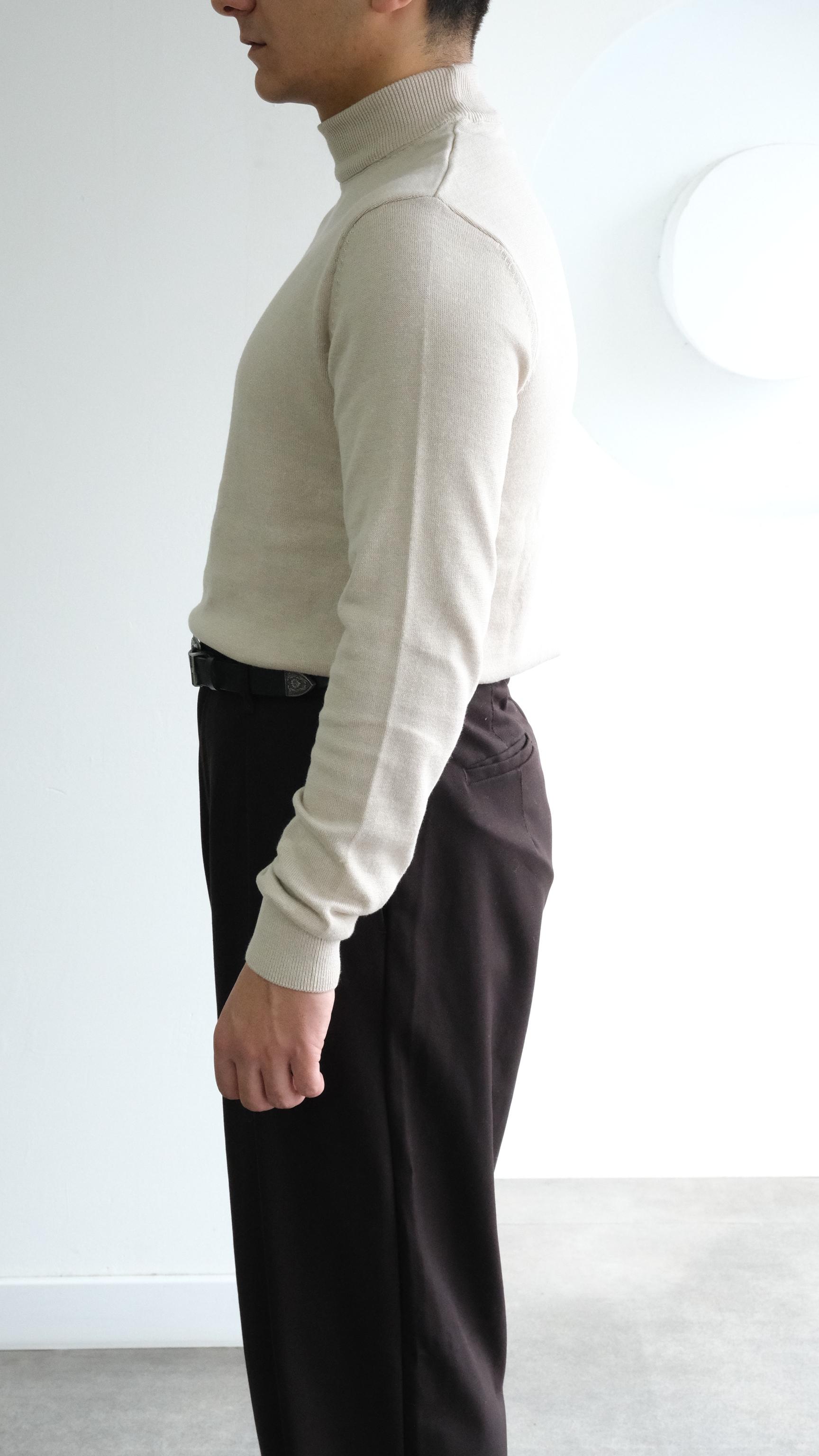 Bej Yarım Boğazlı Triko