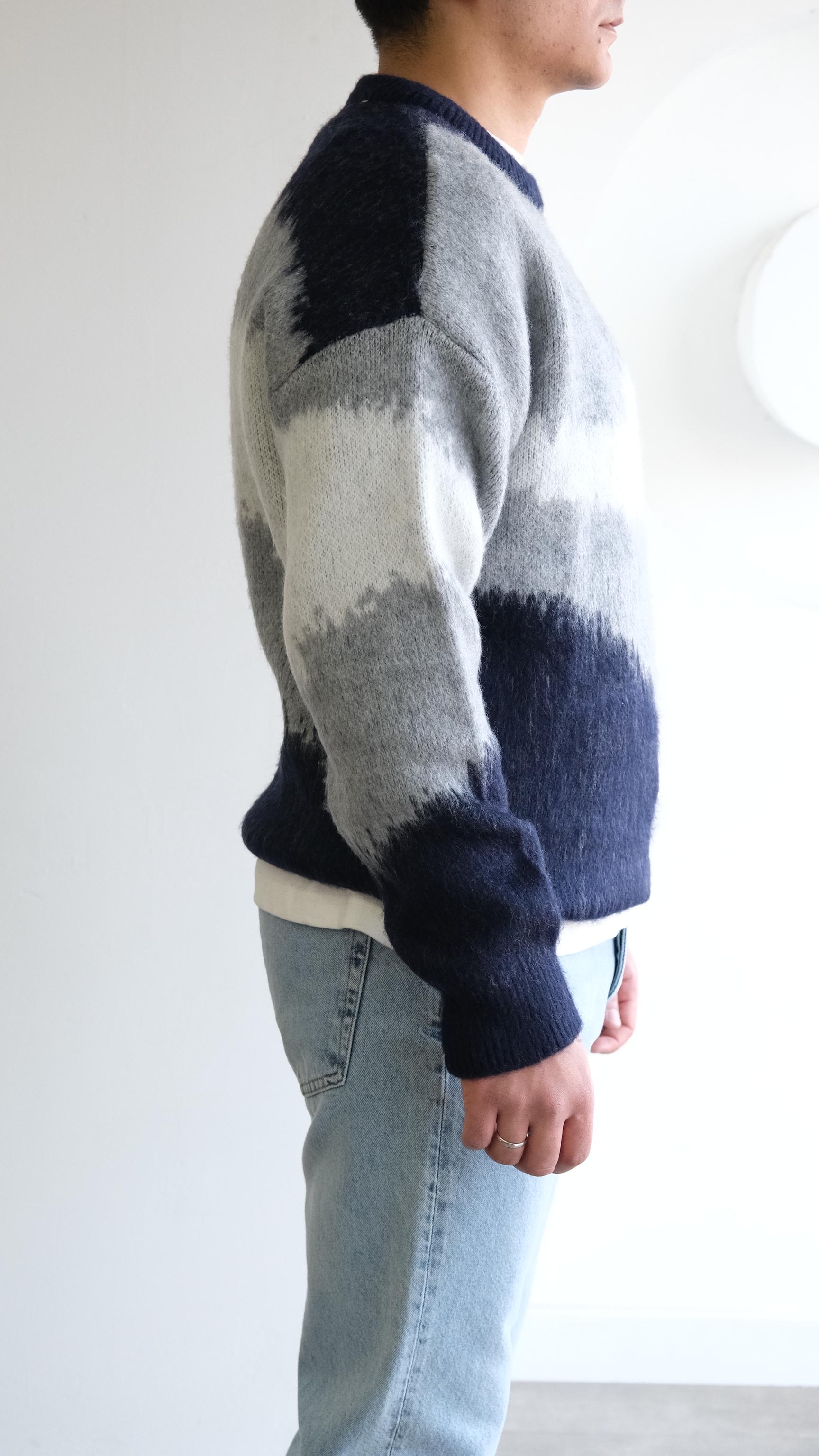 Lacivert Desenli Yün Görünümlü Kazak