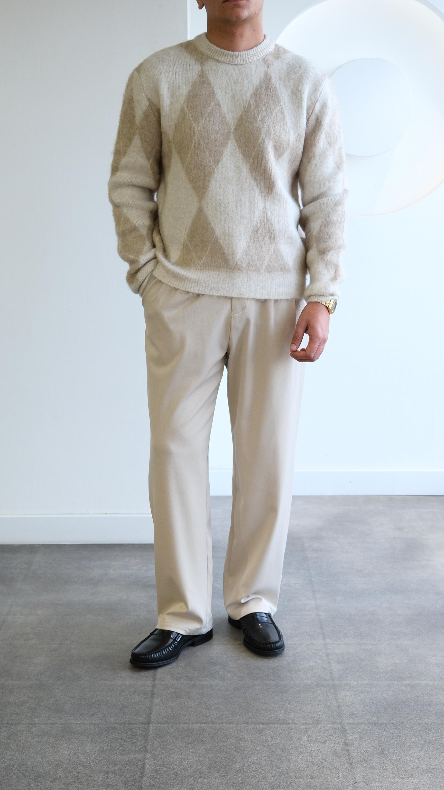 Baklava Desenli Bej Yün Görünümlü Kazak