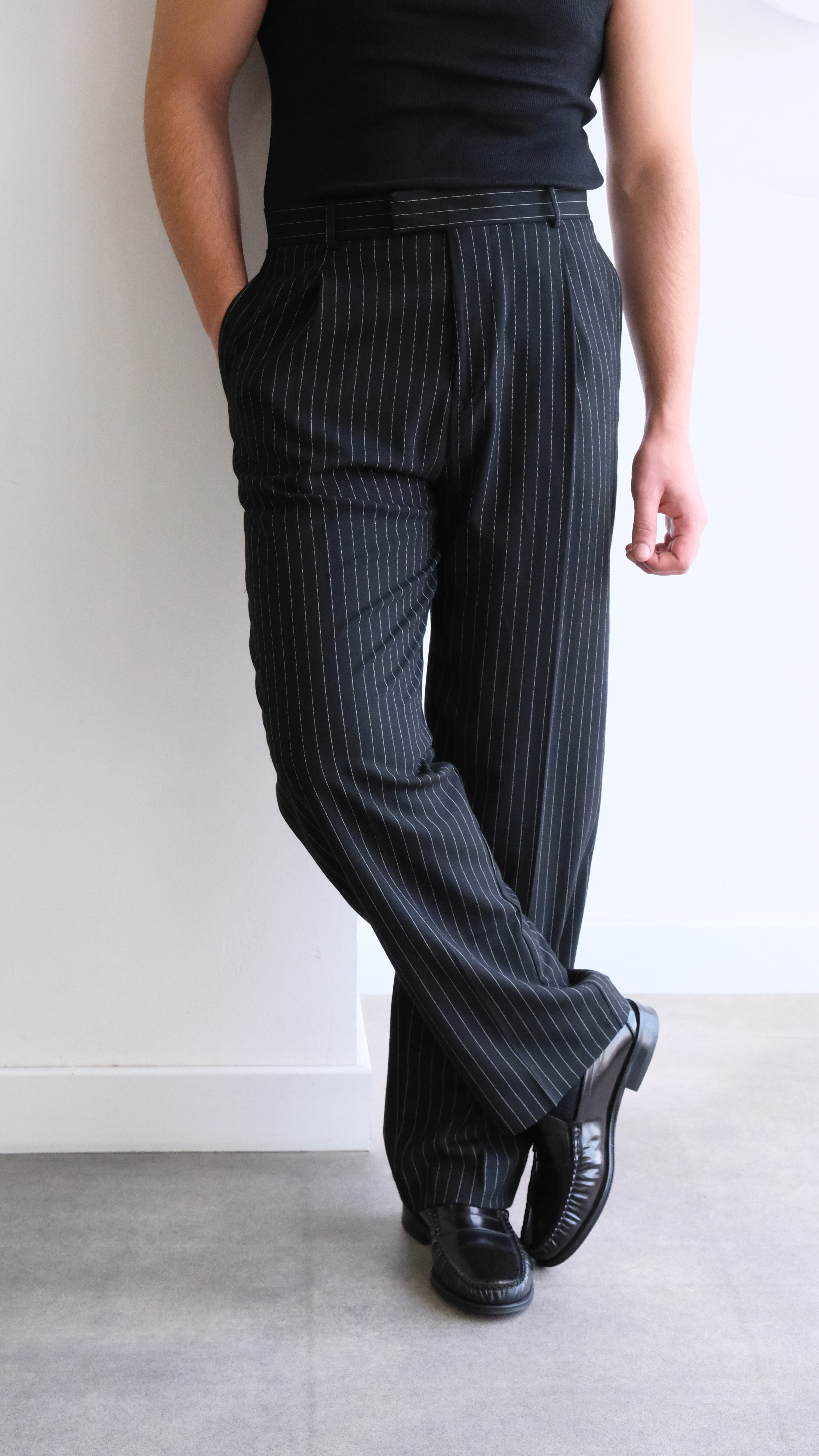 Çizgili Pileli Siyah Baggy Kumaş Pantolon