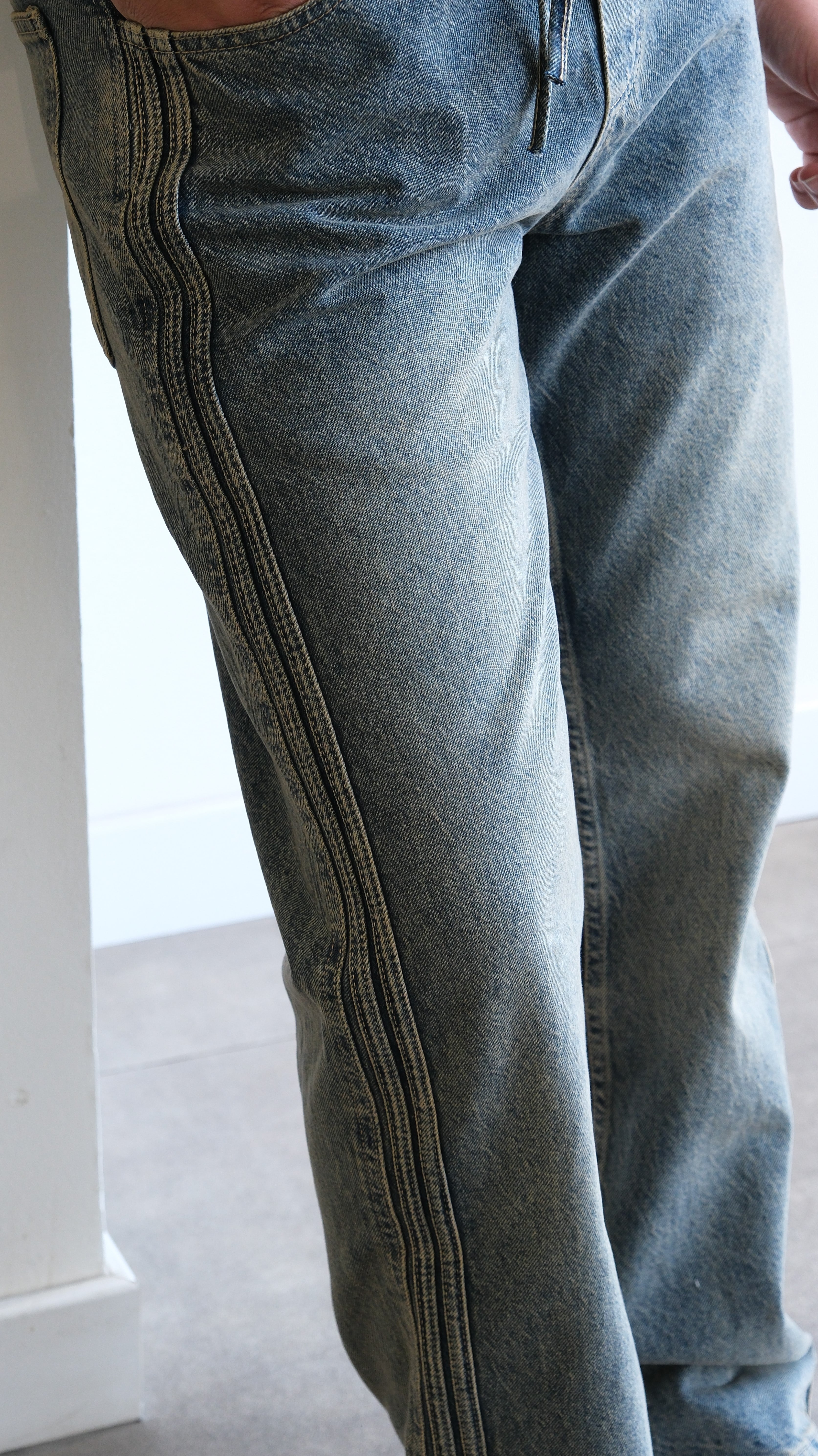 Soluk Efektli Baggy Belden Bağlamalı Jean Pantolon