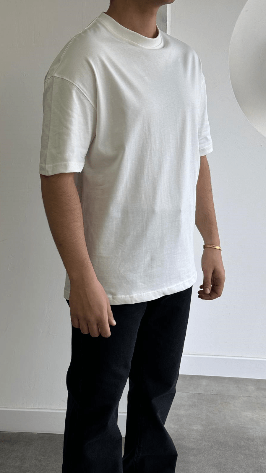 Beyaz oversize basıc tshirt