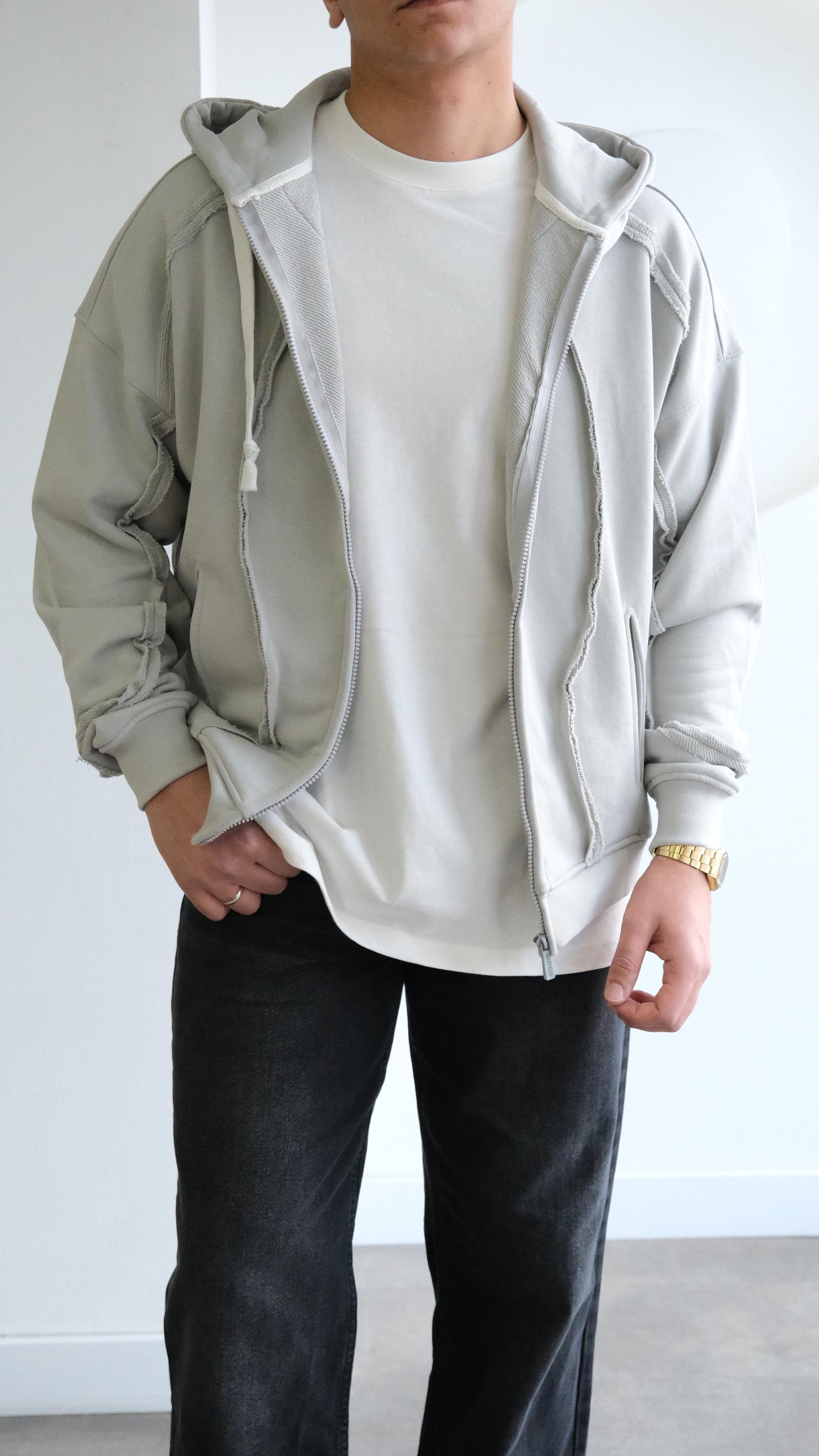 Gri Kapüşonlu Şerit Desenli Sweatshirt