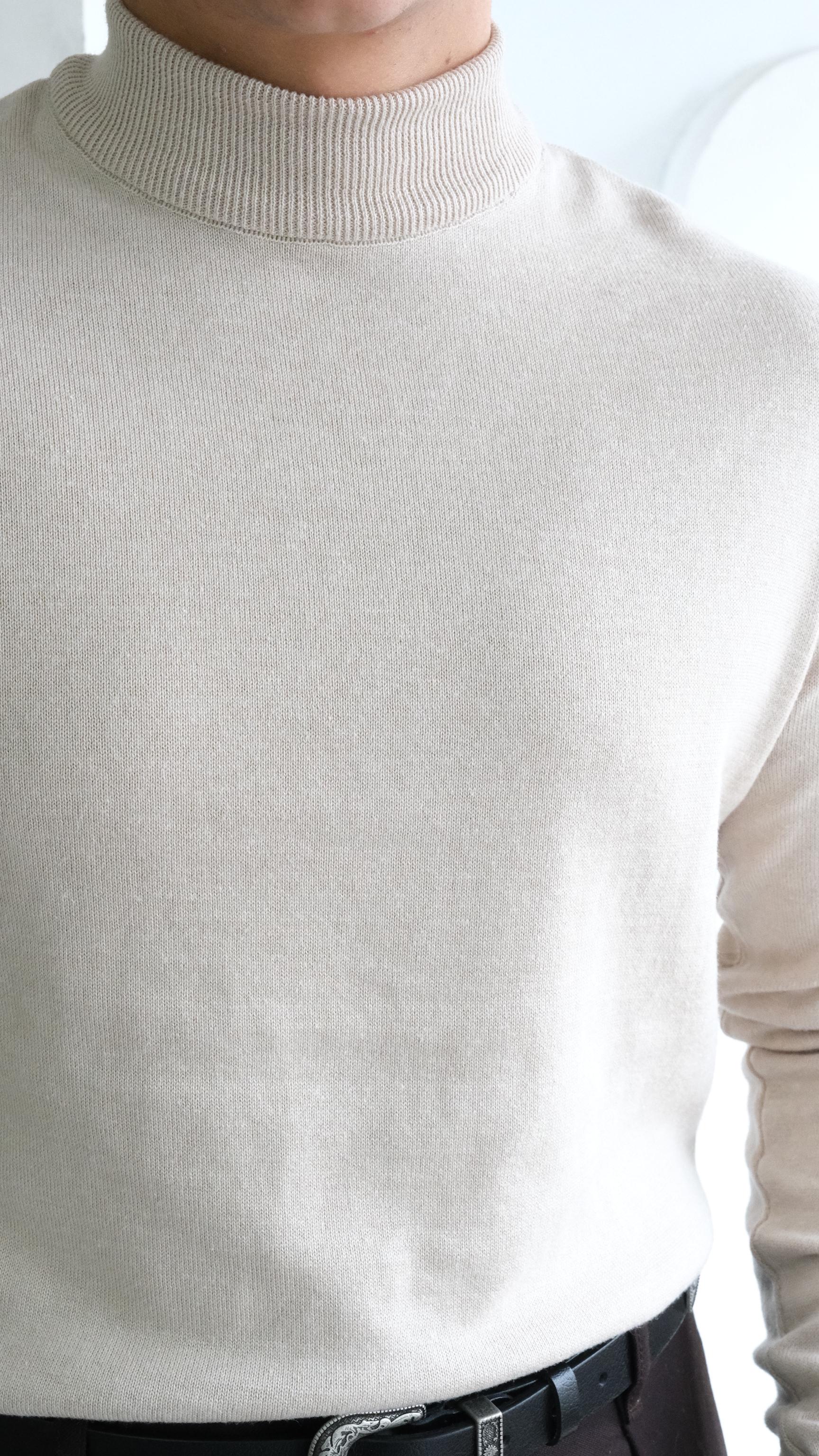 Bej Yarım Boğazlı Triko