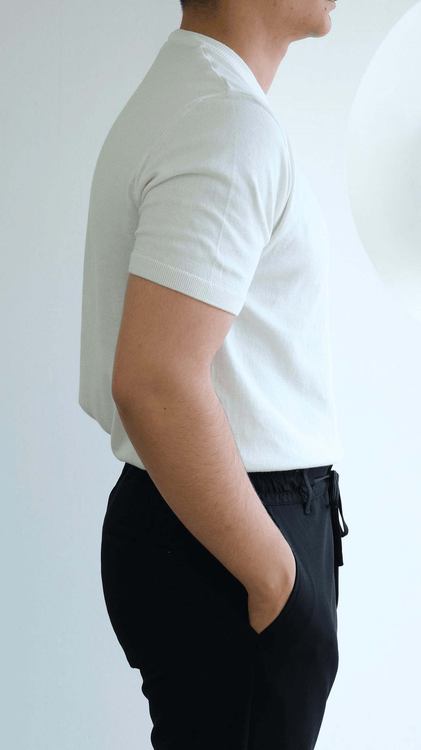 Beyaz Simit Yaka Triko Tshirt