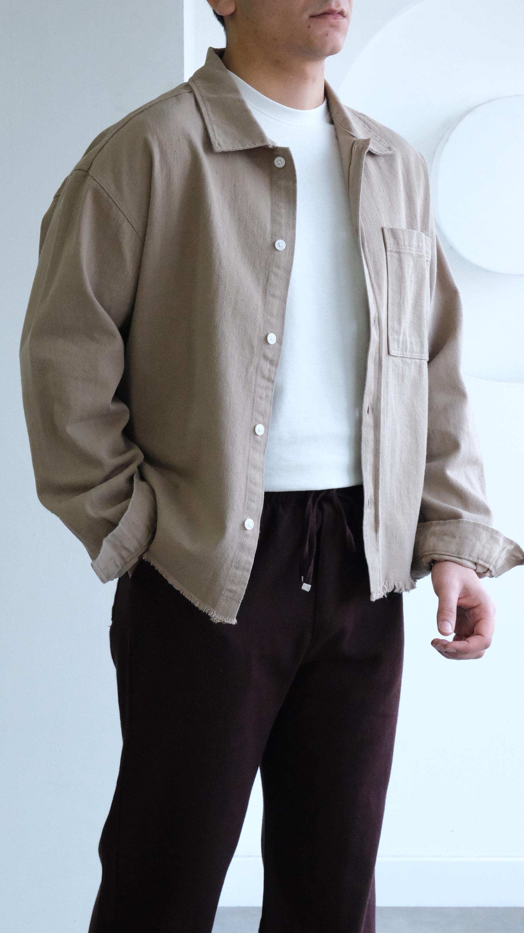 Sırt Baskılı Bej Gabardin Gömlek