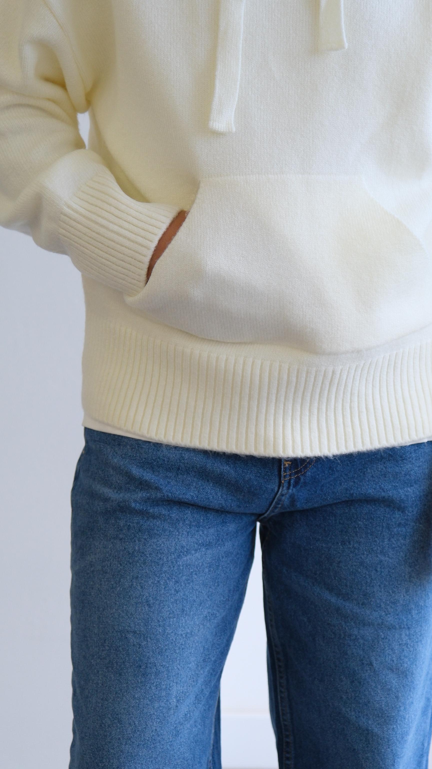 Ekru Yün Kapüşonlu Sweatshirt