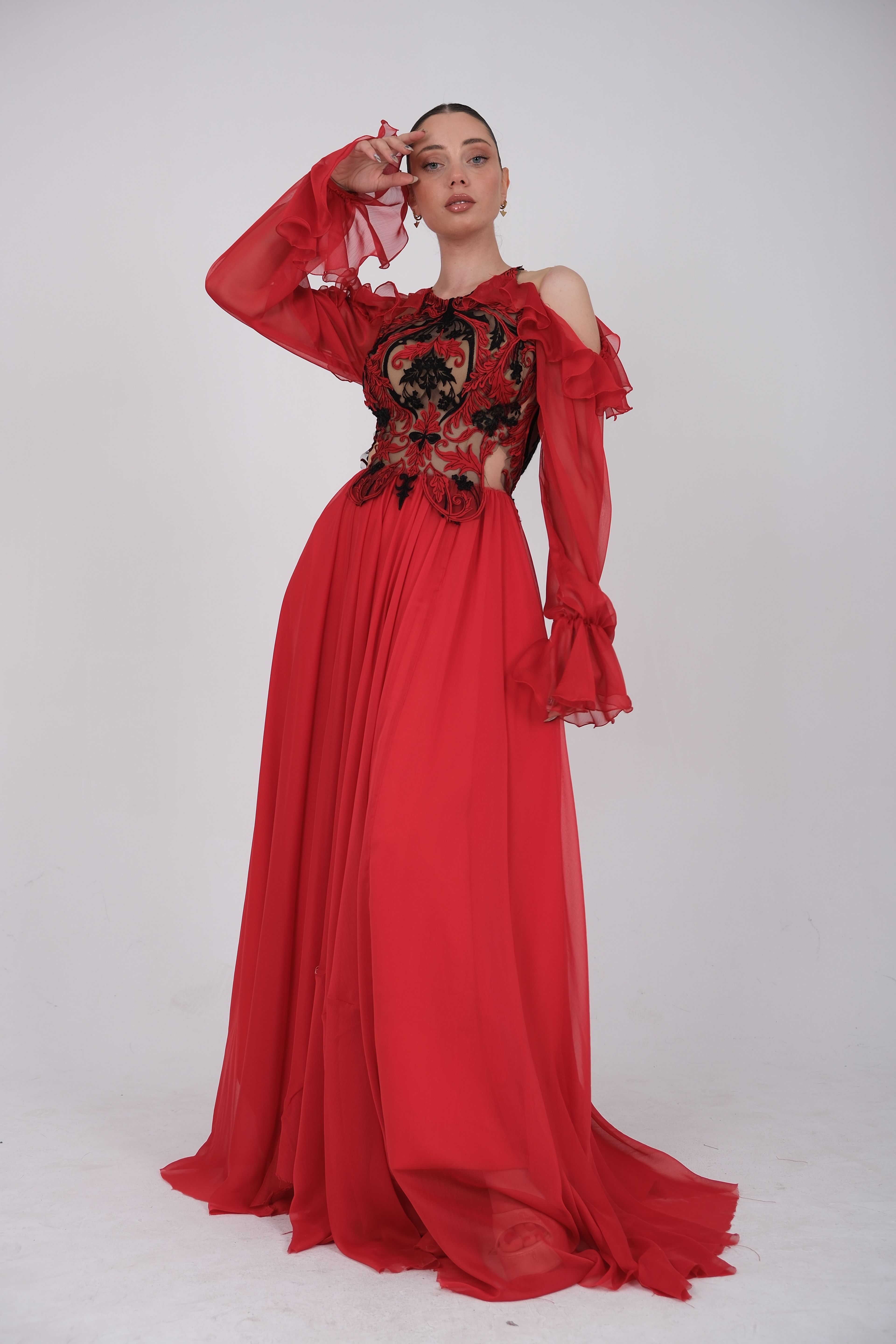  Kiralık Uzun Gece Elbisesi