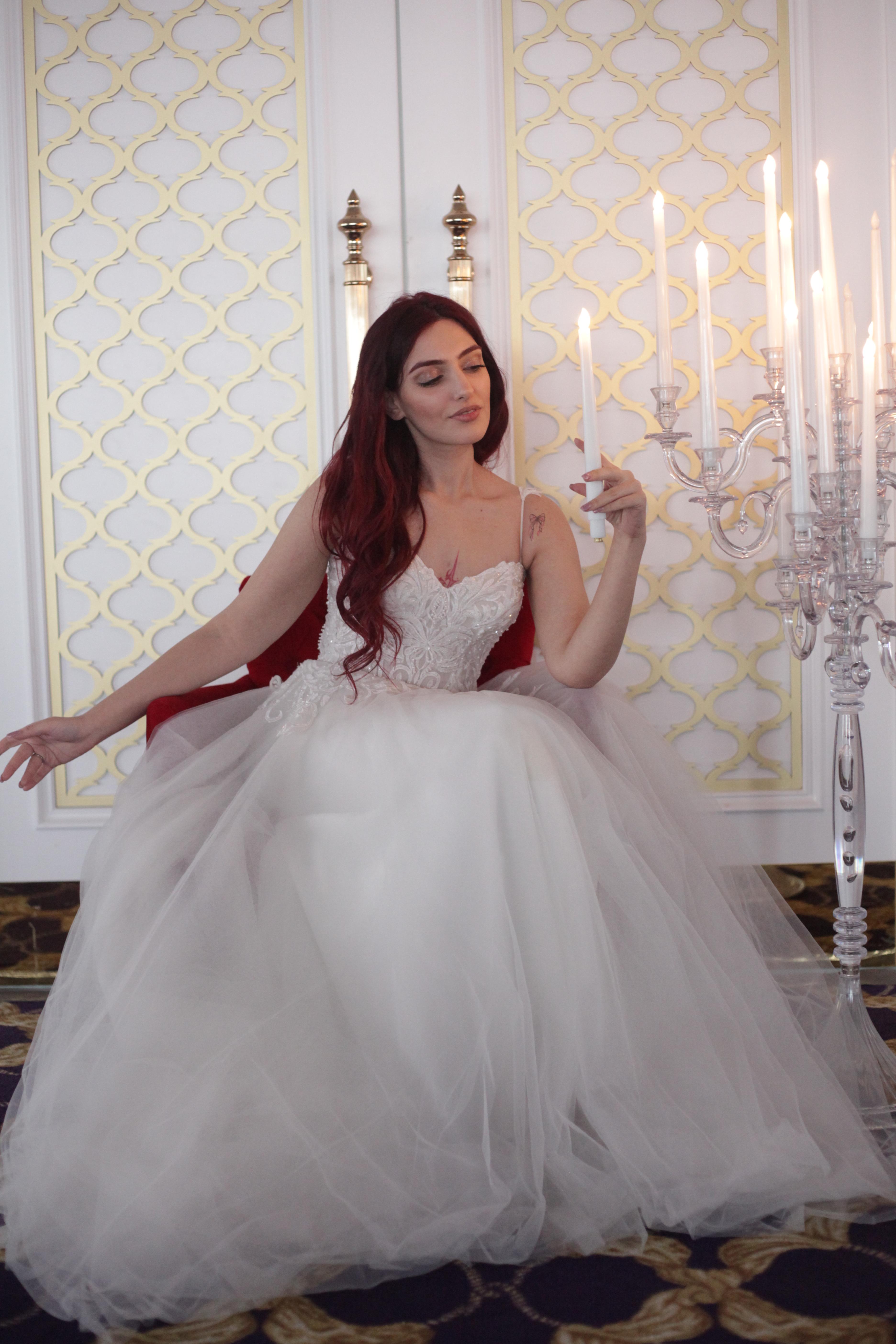 KİRALIK GELİNLİK