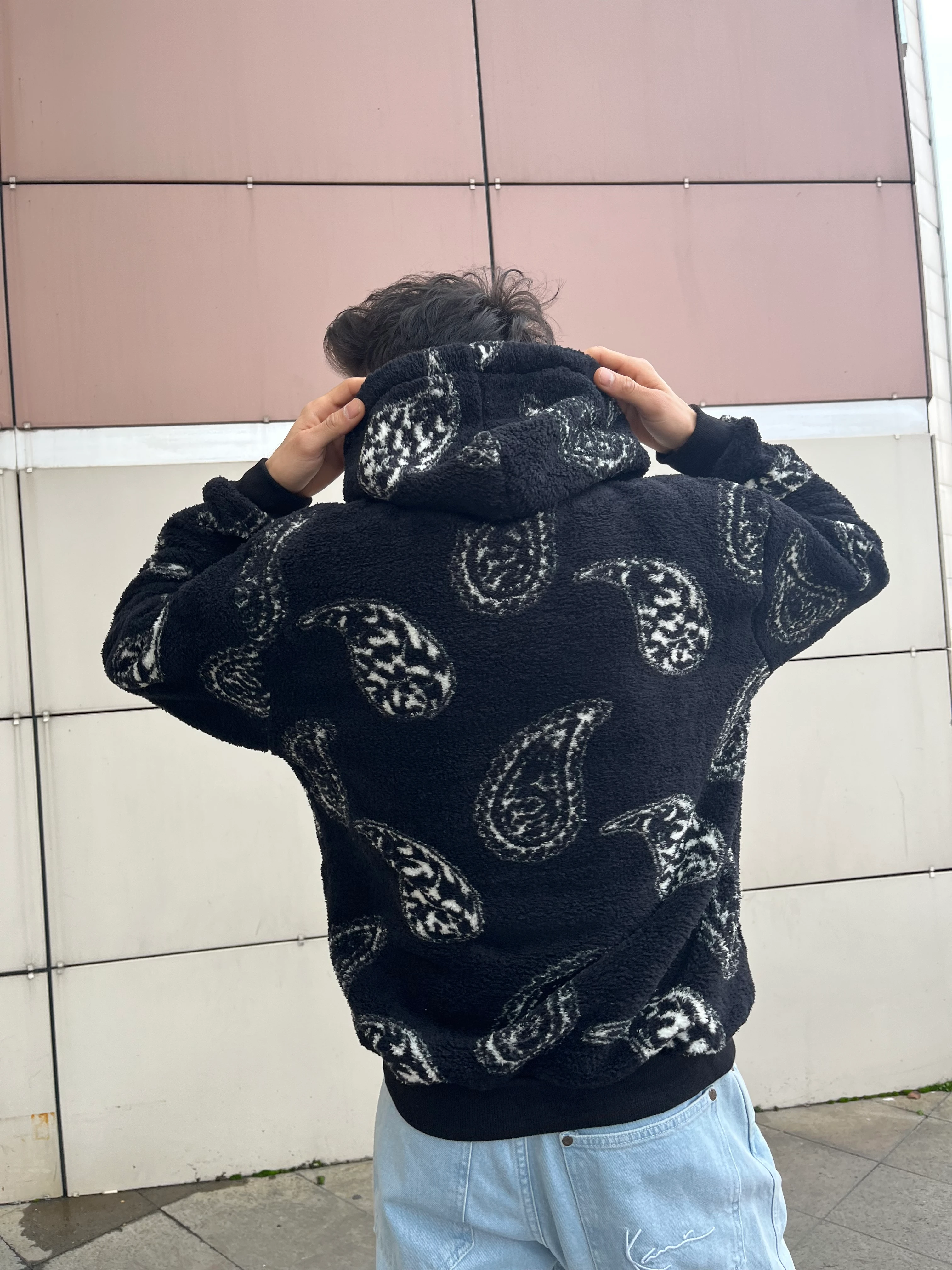 Unisex Oversize SİYAH Özel Desen İşlemeli Kapşonlu Peluş Sweatshirt