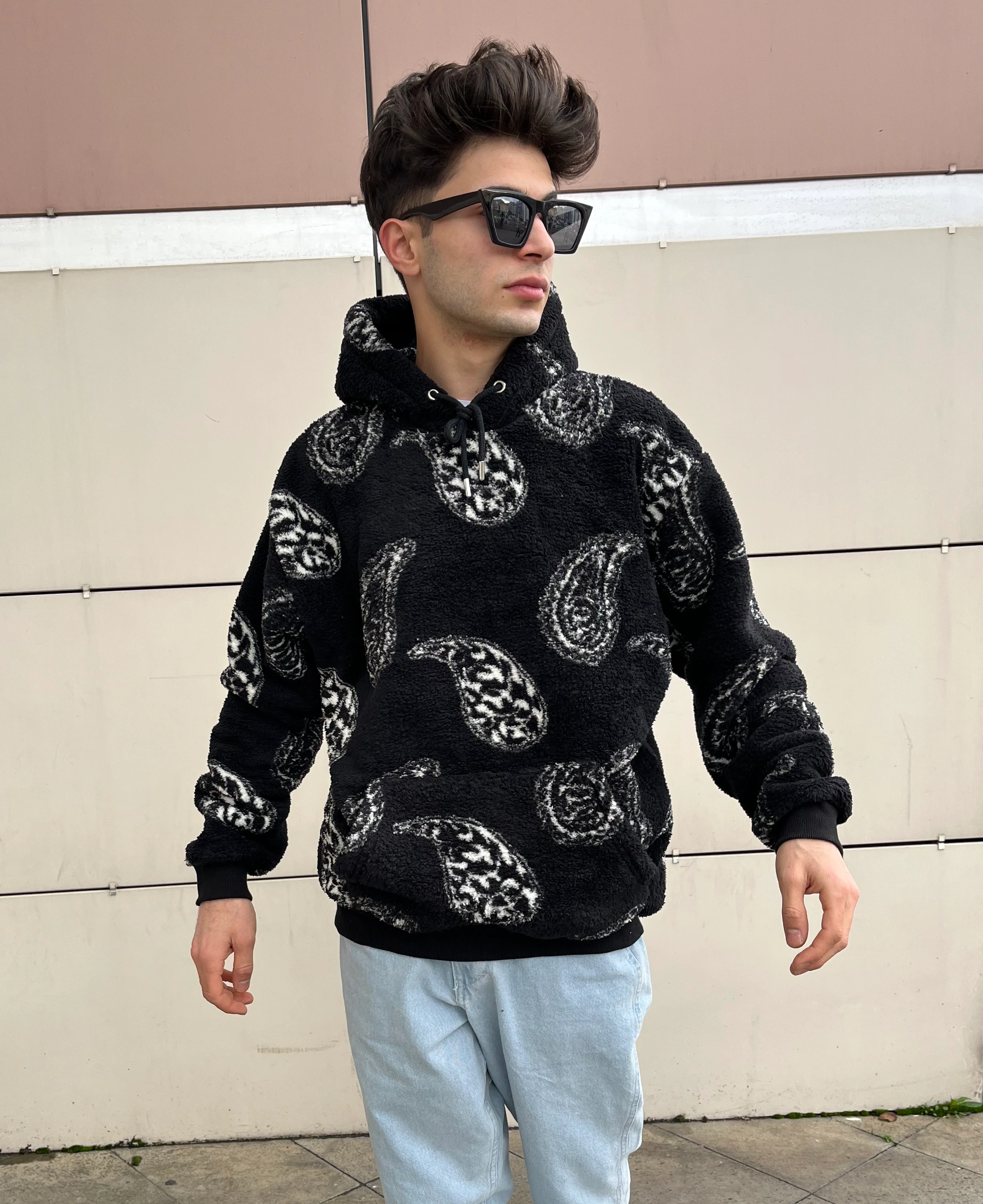 Unisex Oversize SİYAH Özel Desen İşlemeli Kapşonlu Peluş Sweatshirt