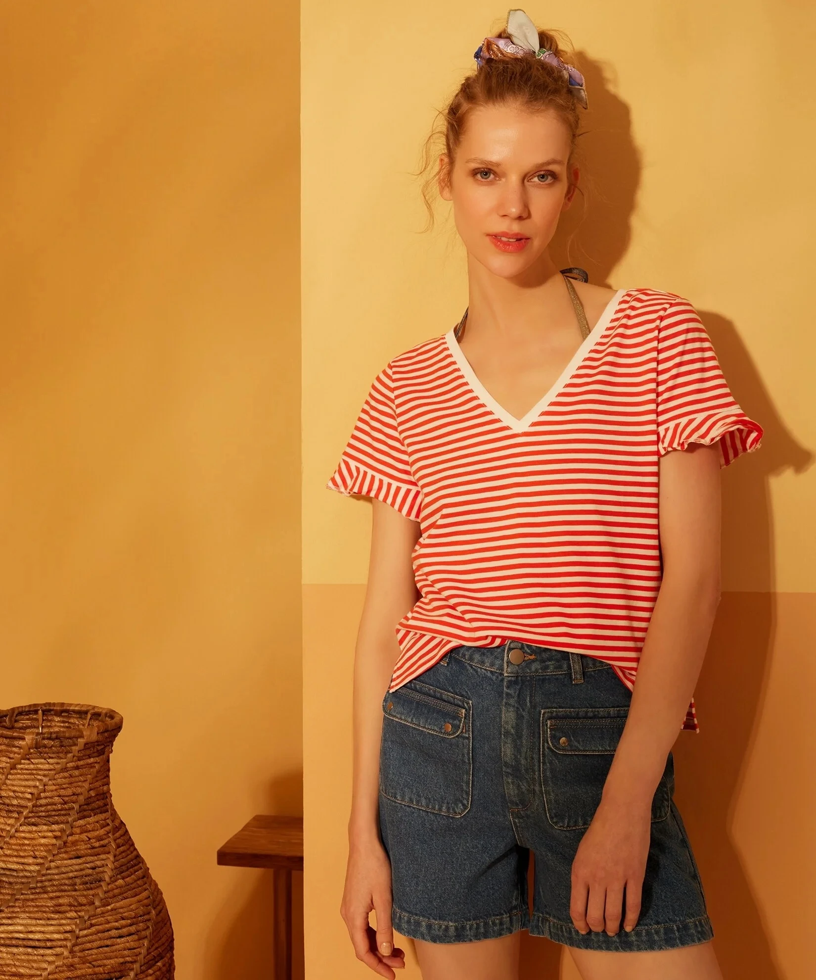 Yüksek Bel Ön Cep Detaylı Denim Mavi Şort