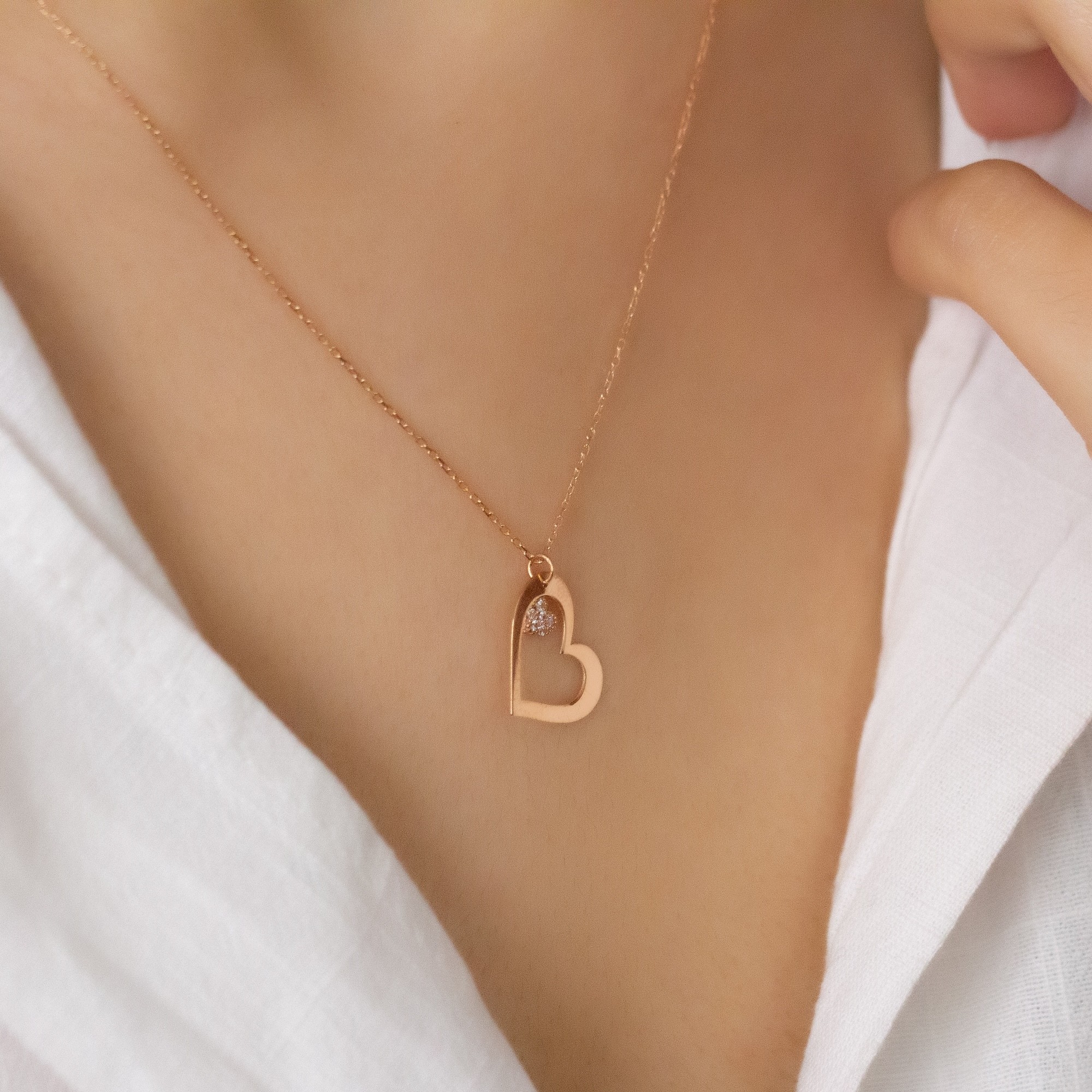 14 Carat Gold Heart Necklace