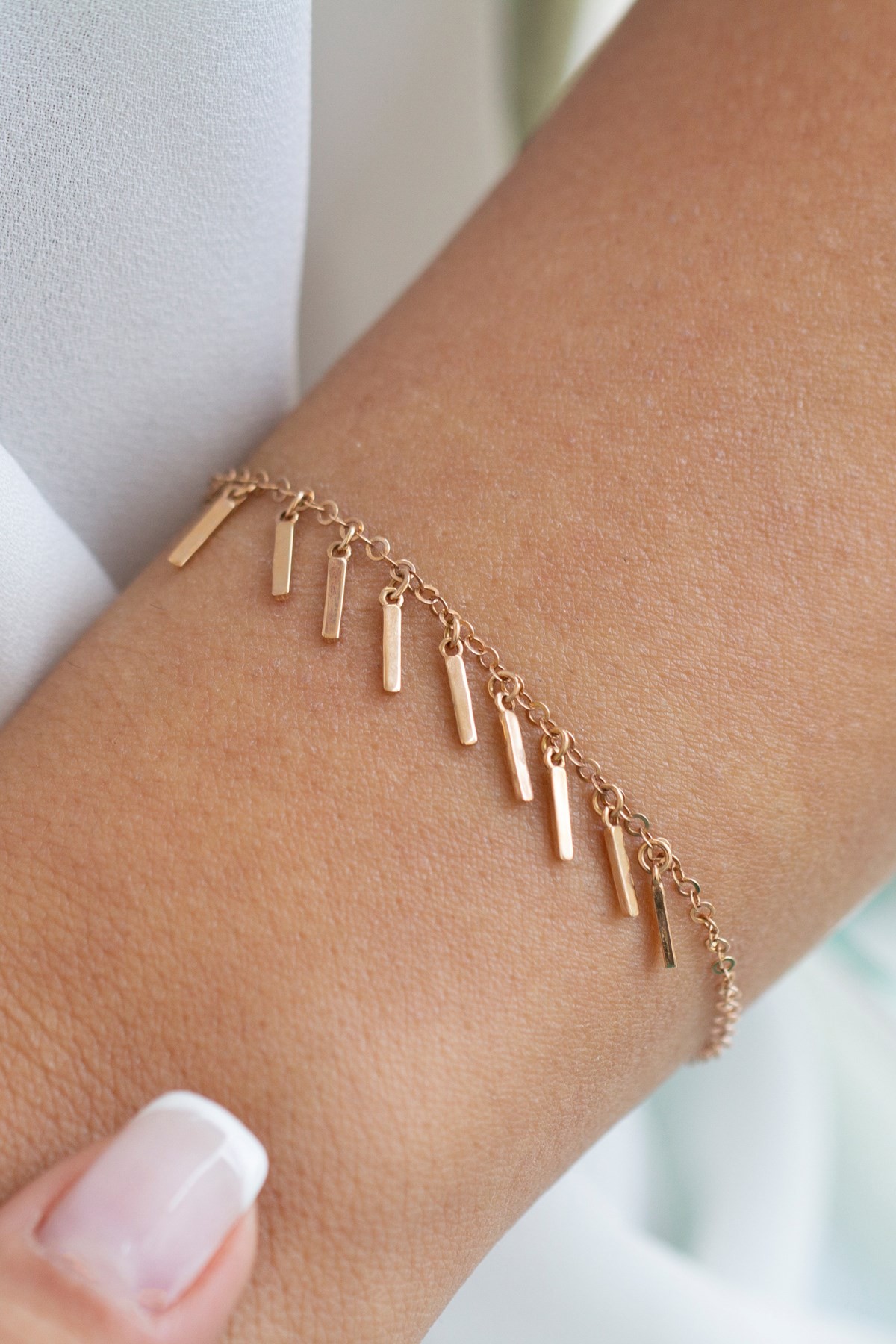 Minaliva 14 Carat Rose Gold Elegant Design Pendant Bracelet