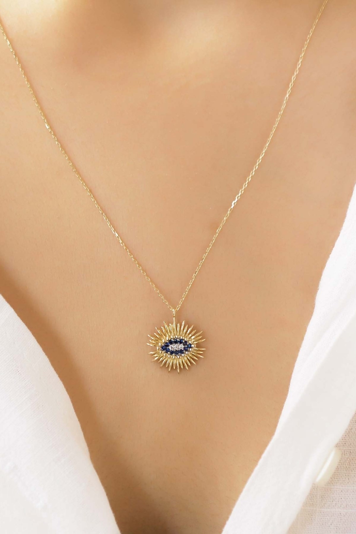 Minaliva 14 Carat Gold Modern Stone Design Eye Necklace