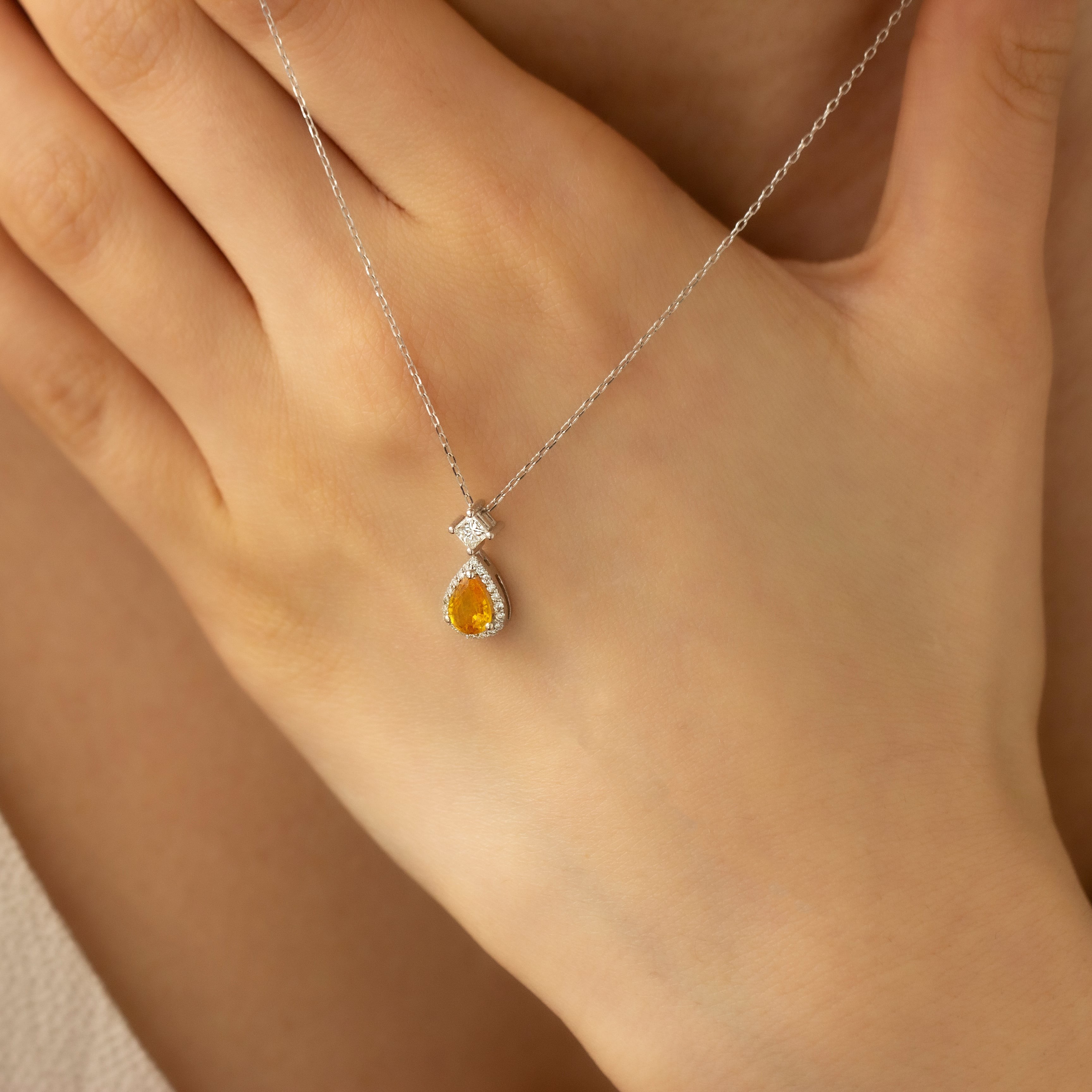 Design Diamond Necklace with Gold Citrine Stone