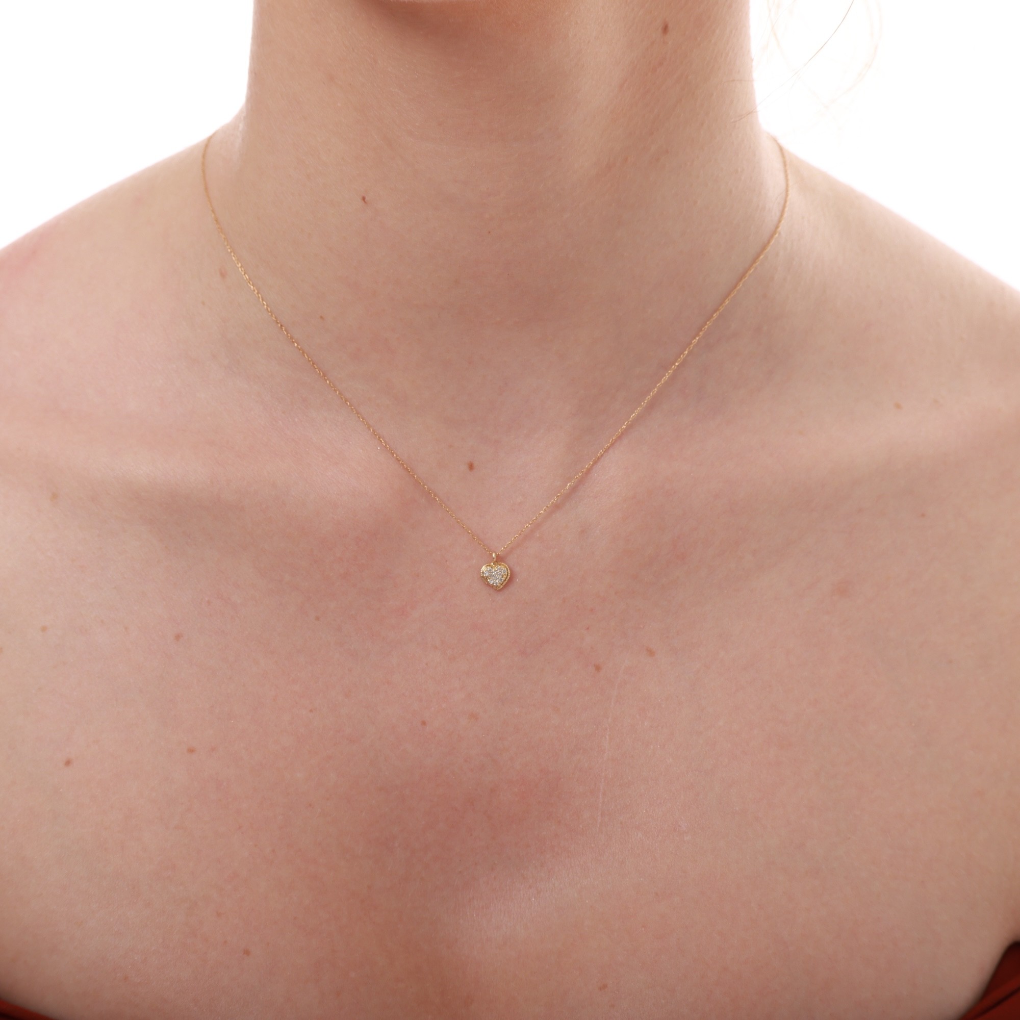 14 Carat Gold Minimal Elegant Heart Necklace