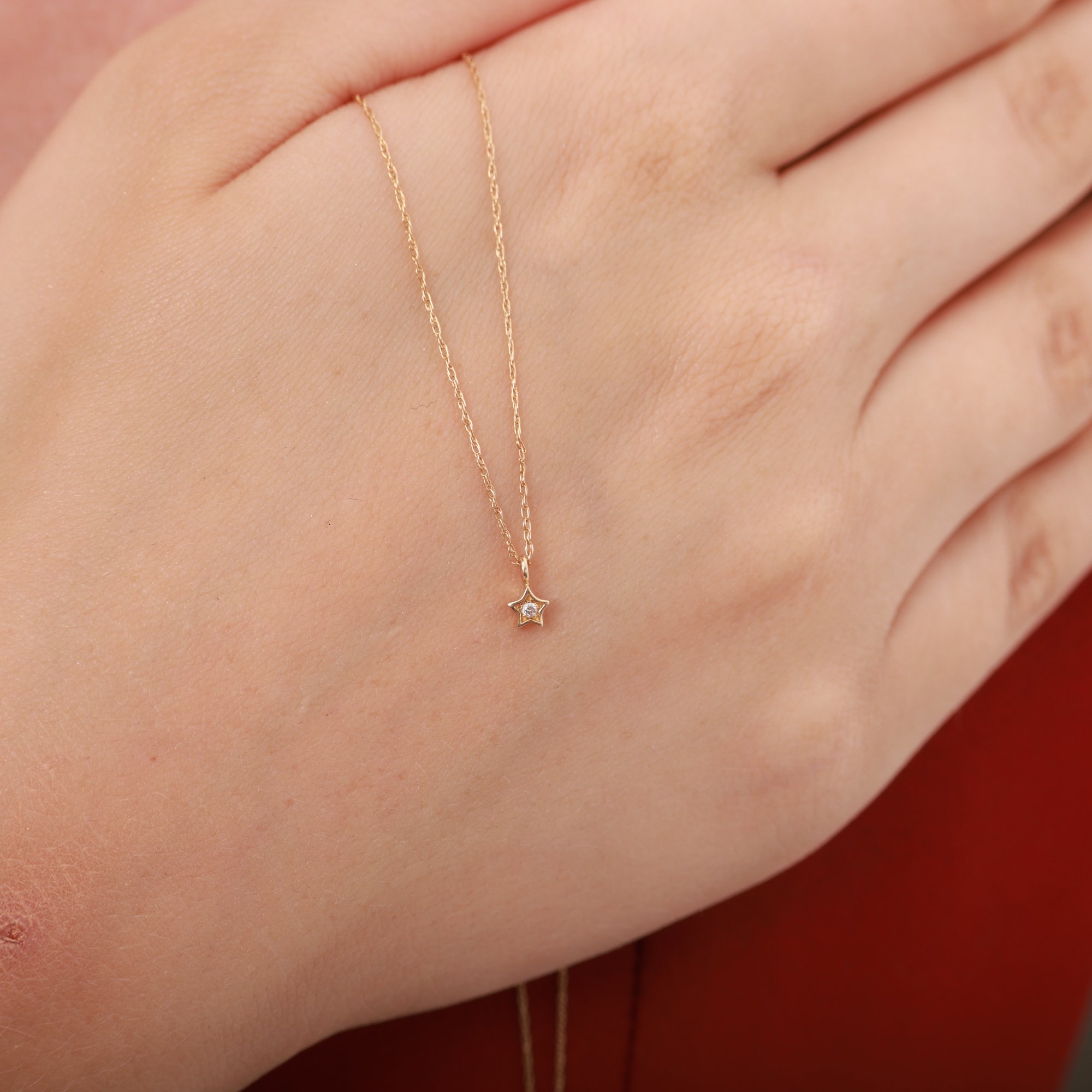 14 Carat Gold Minimal Single Stone Star Necklace