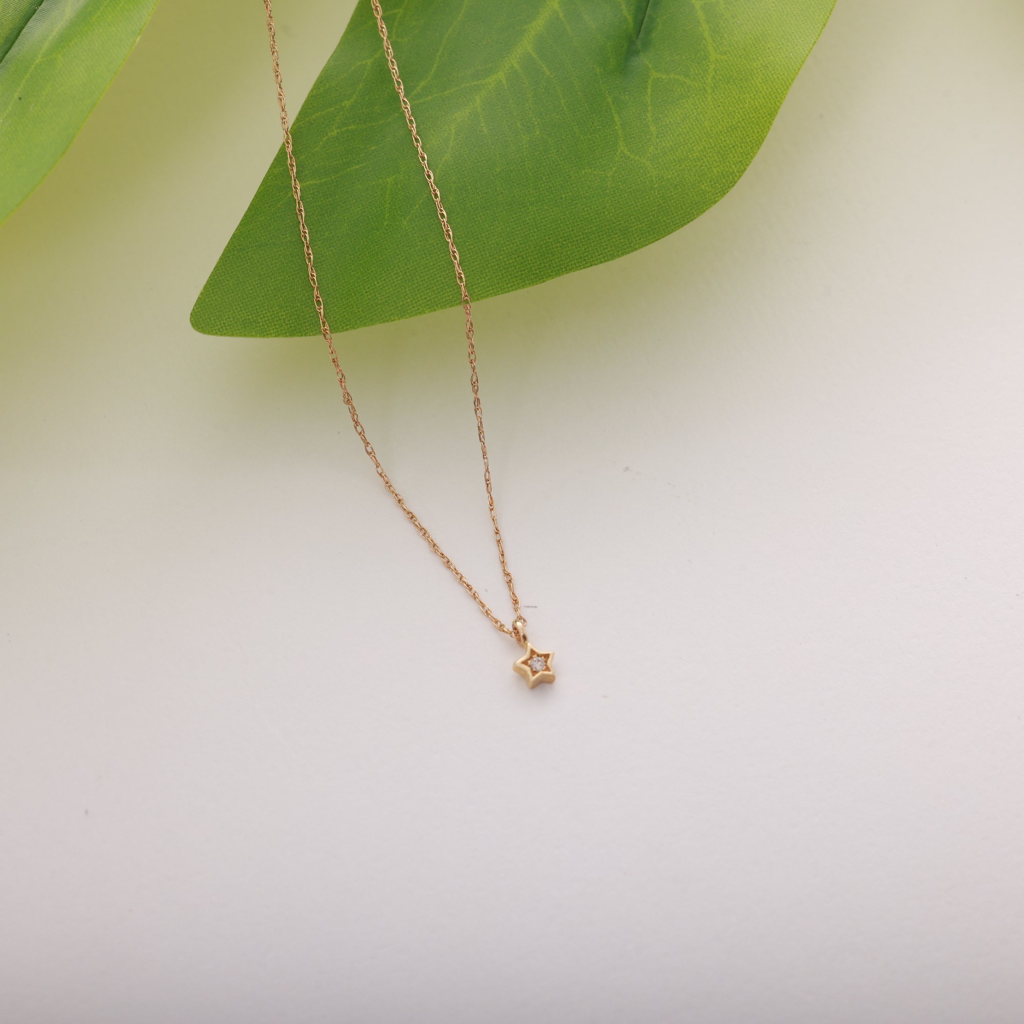 14 Carat Gold Minimal Single Stone Star Necklace