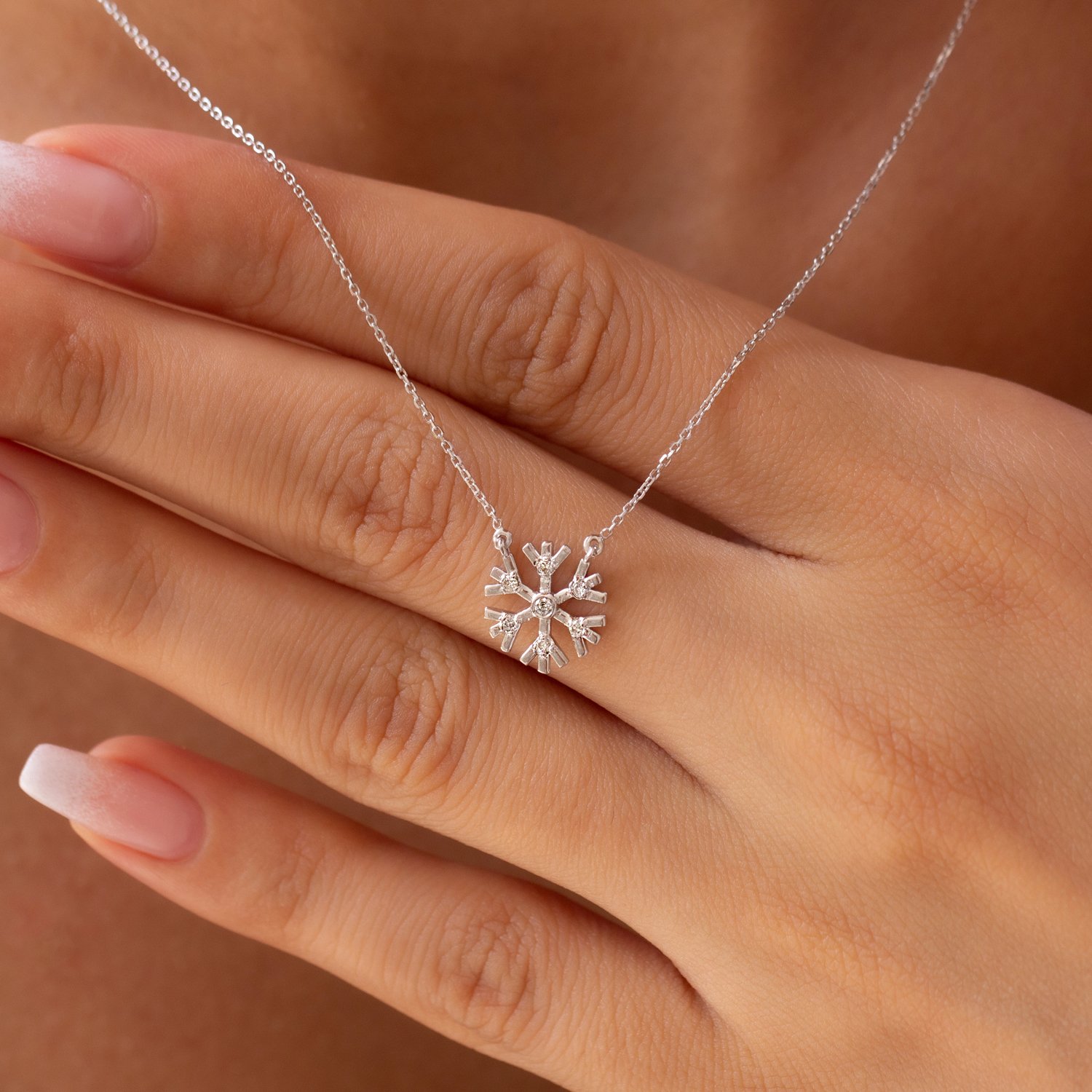 Gold Modern Snowflake Diamond Necklace