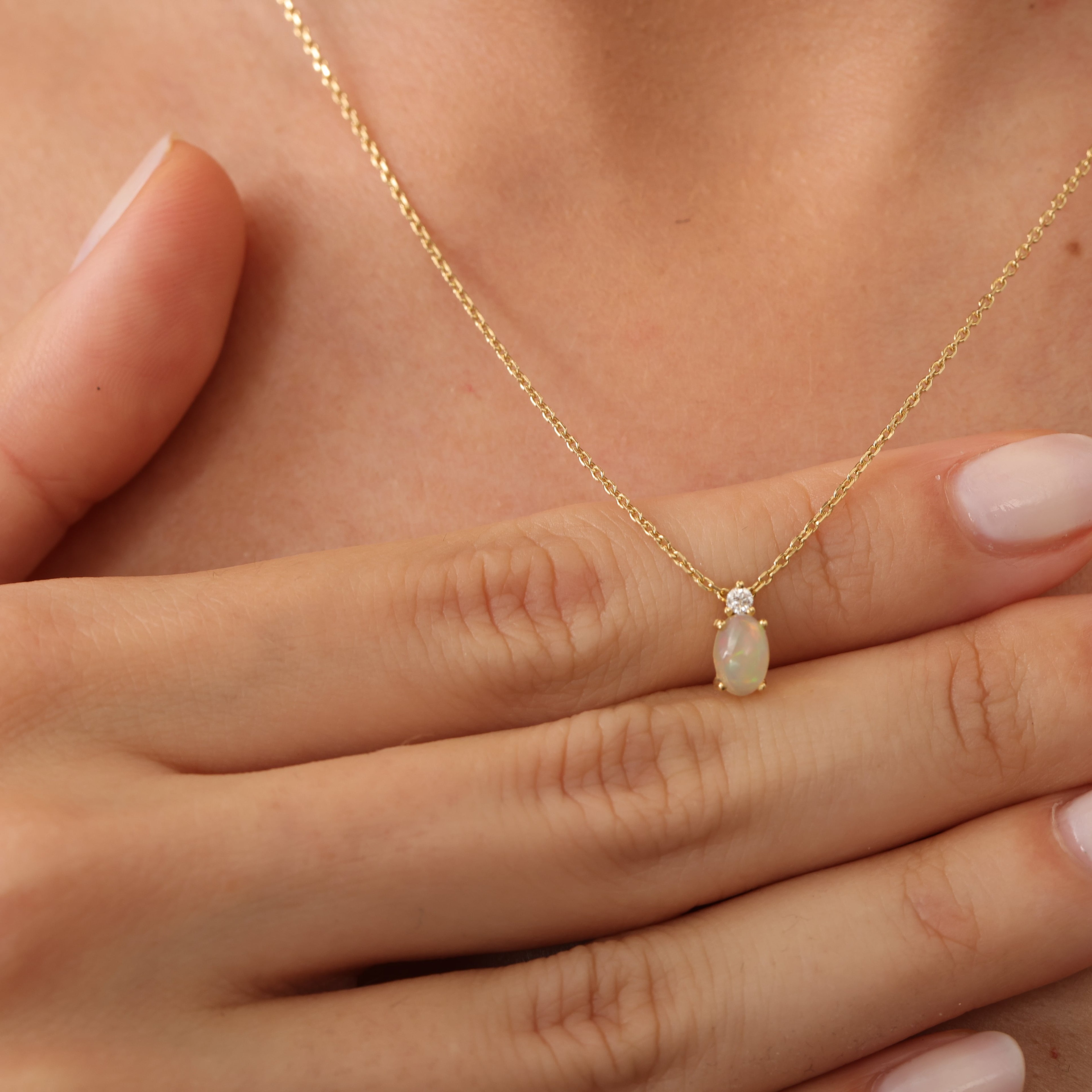 14 Carat Gold Opal Stone Diamond Necklace