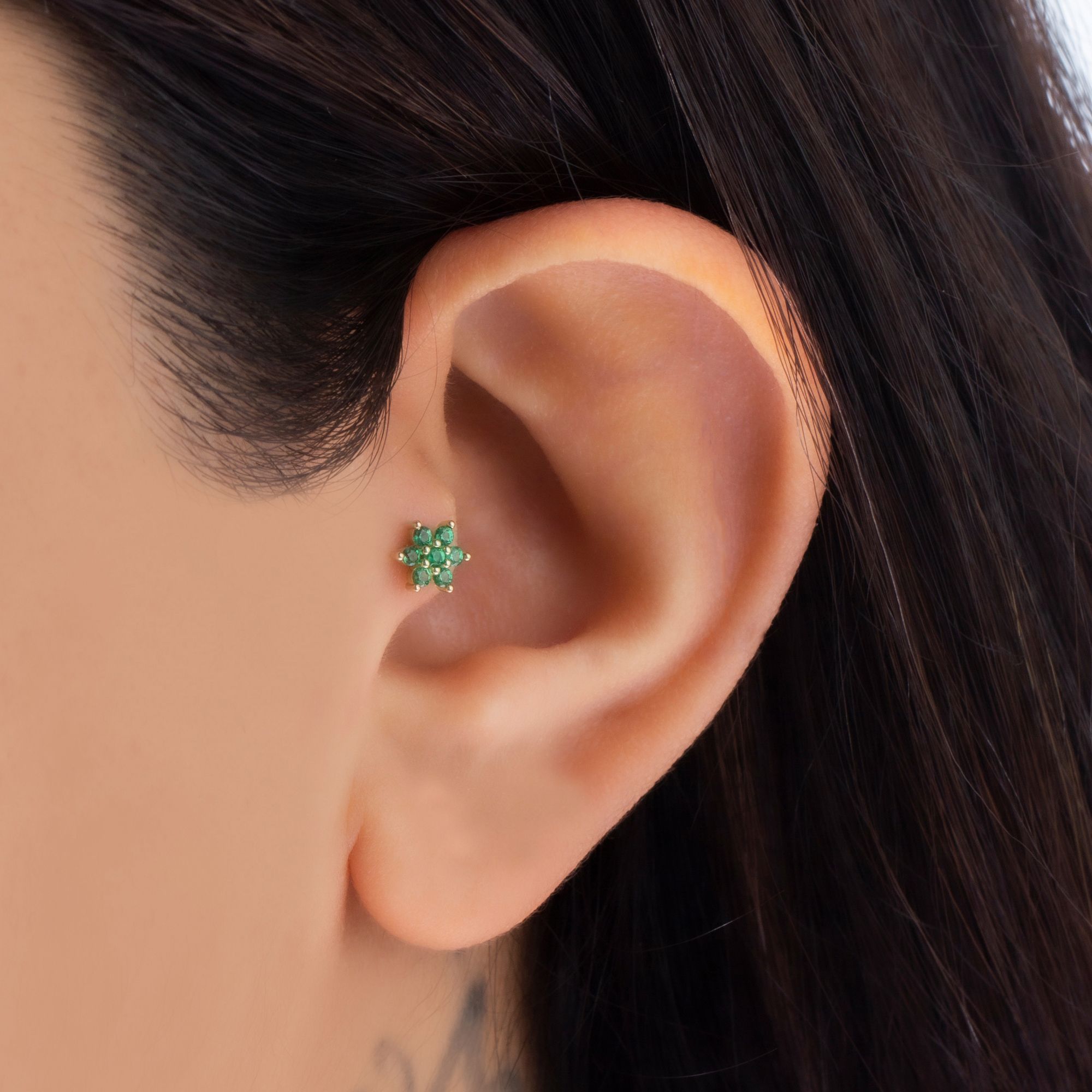 14 Carat Gold Emerald Stone Star Piercing