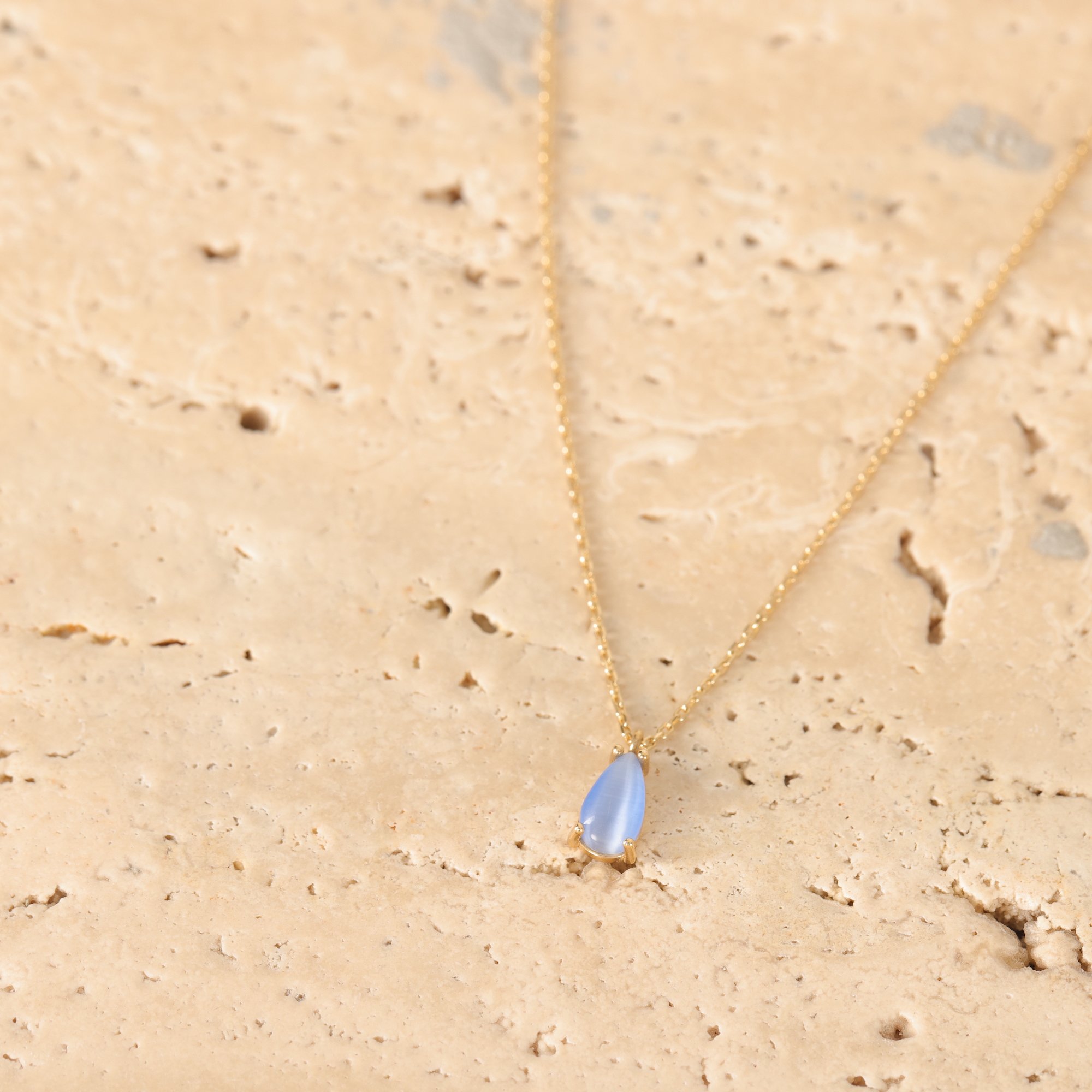 14 Carat Gold Blue Opal Stone Necklace