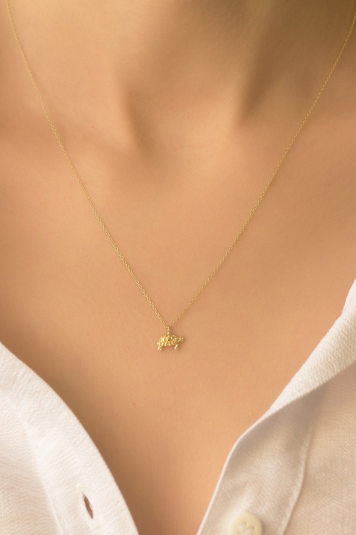 14 Carat Yellow Gold Turtle Necklace