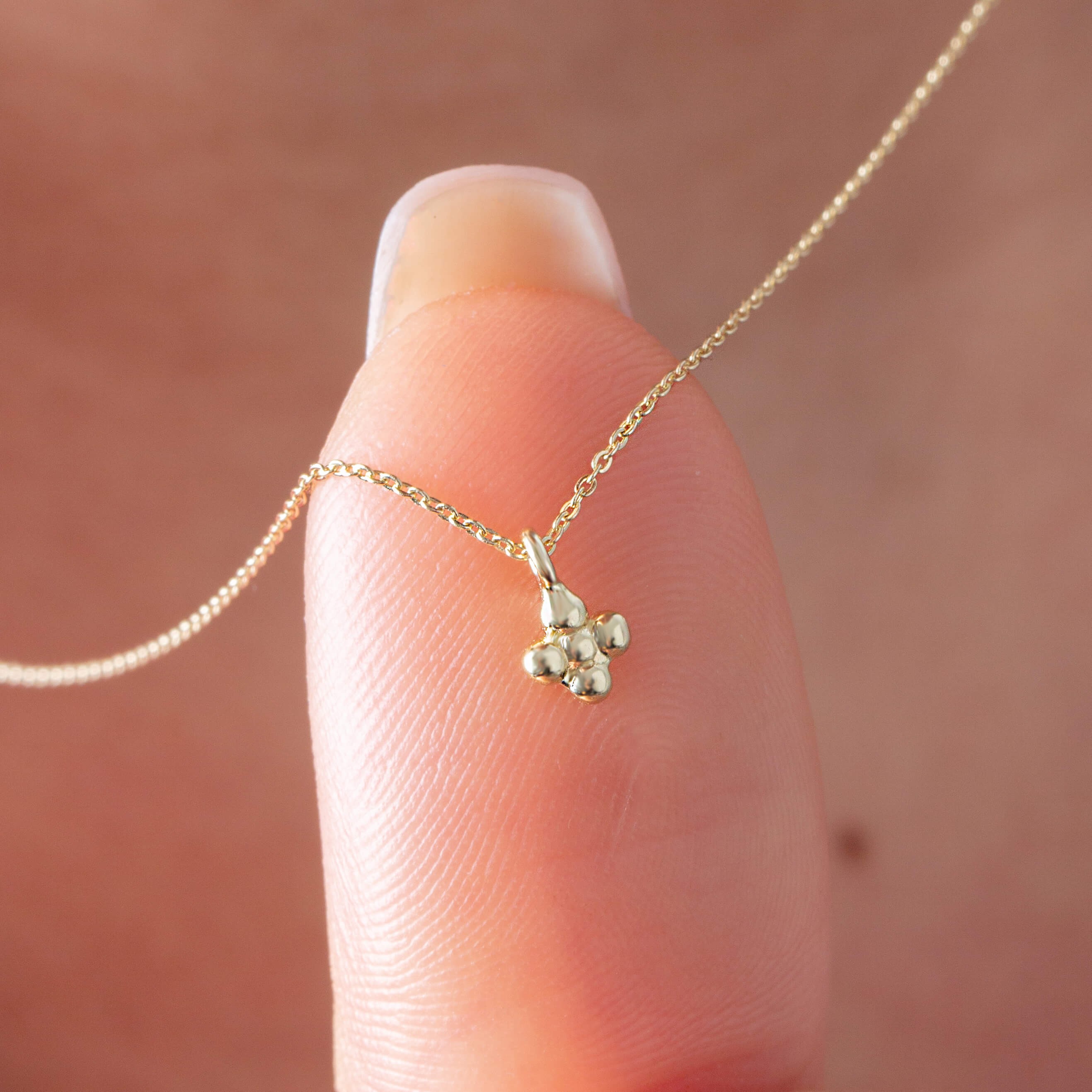 14 Carat Gold Minimal Flower Necklace