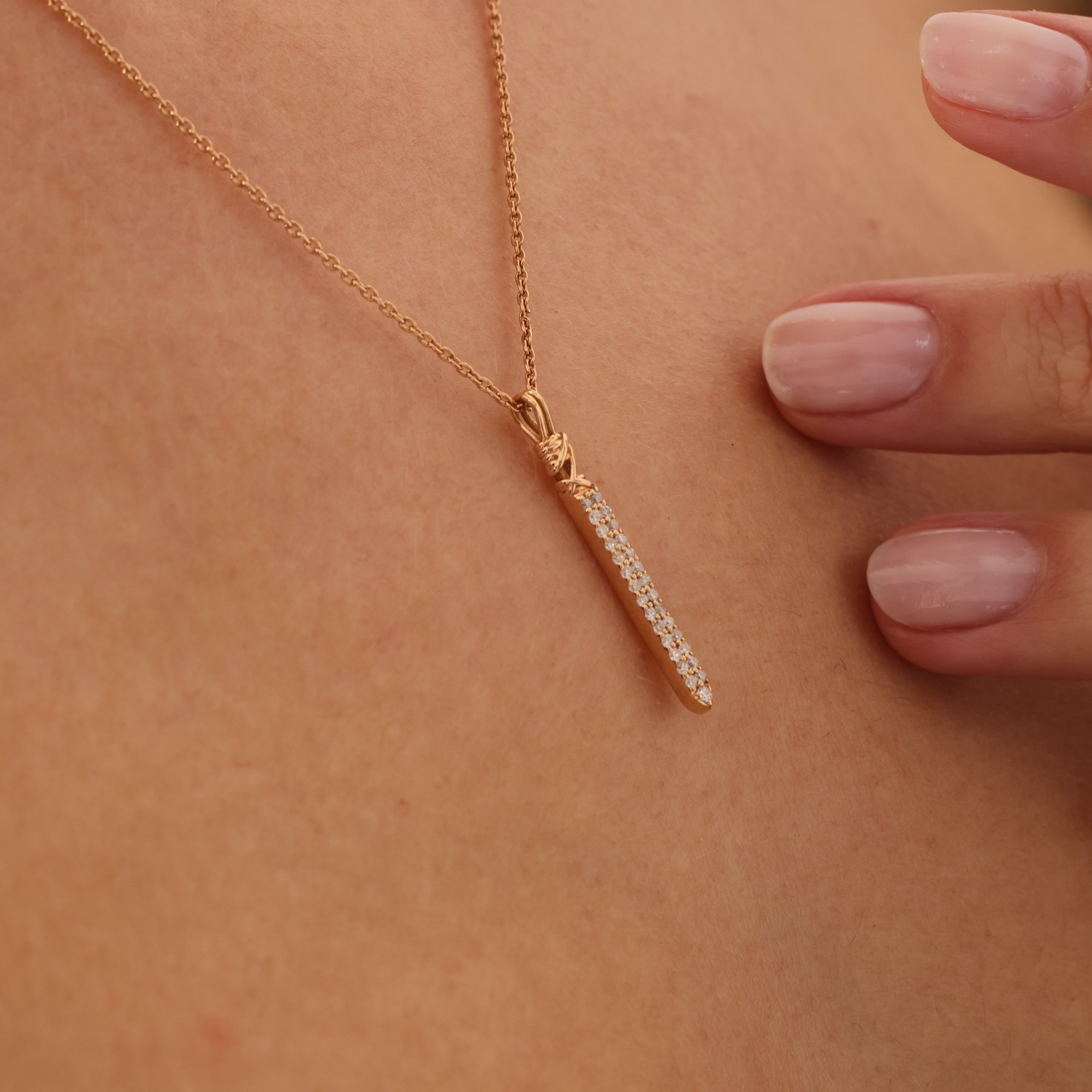 Gold Modern Bar Design Diamond Necklace