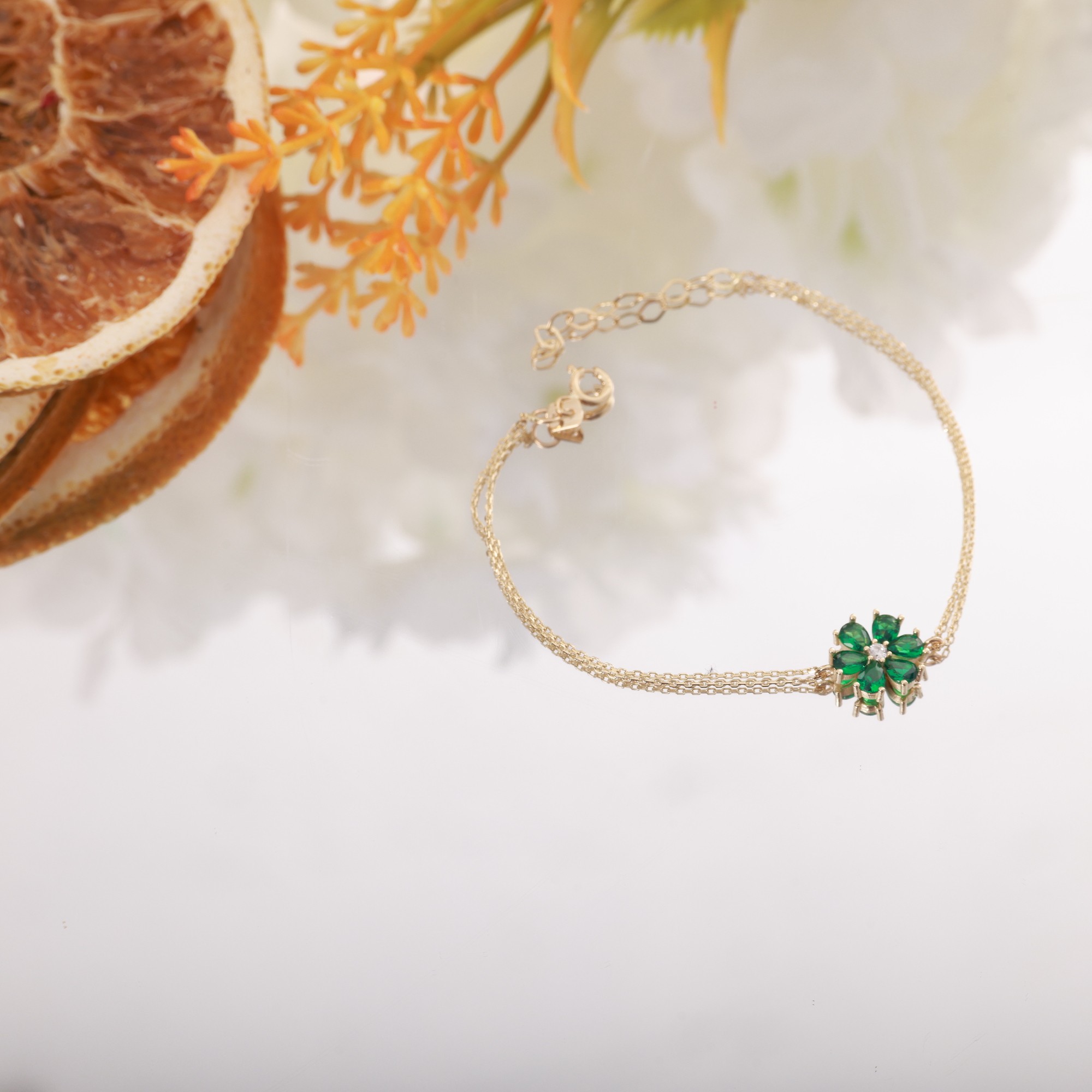 14 Carat Gold Emerald Stone Bracelet