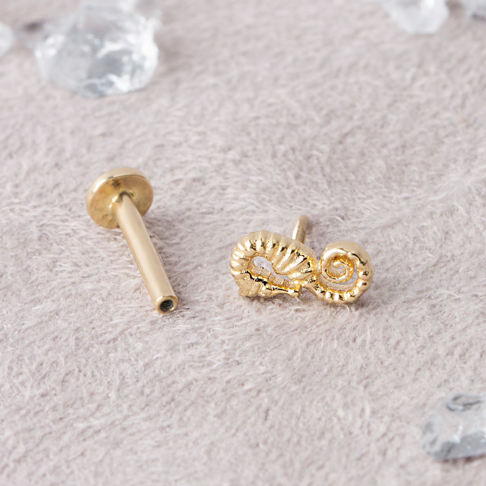 14 Carat Gold Seahorse Minimal Piercing