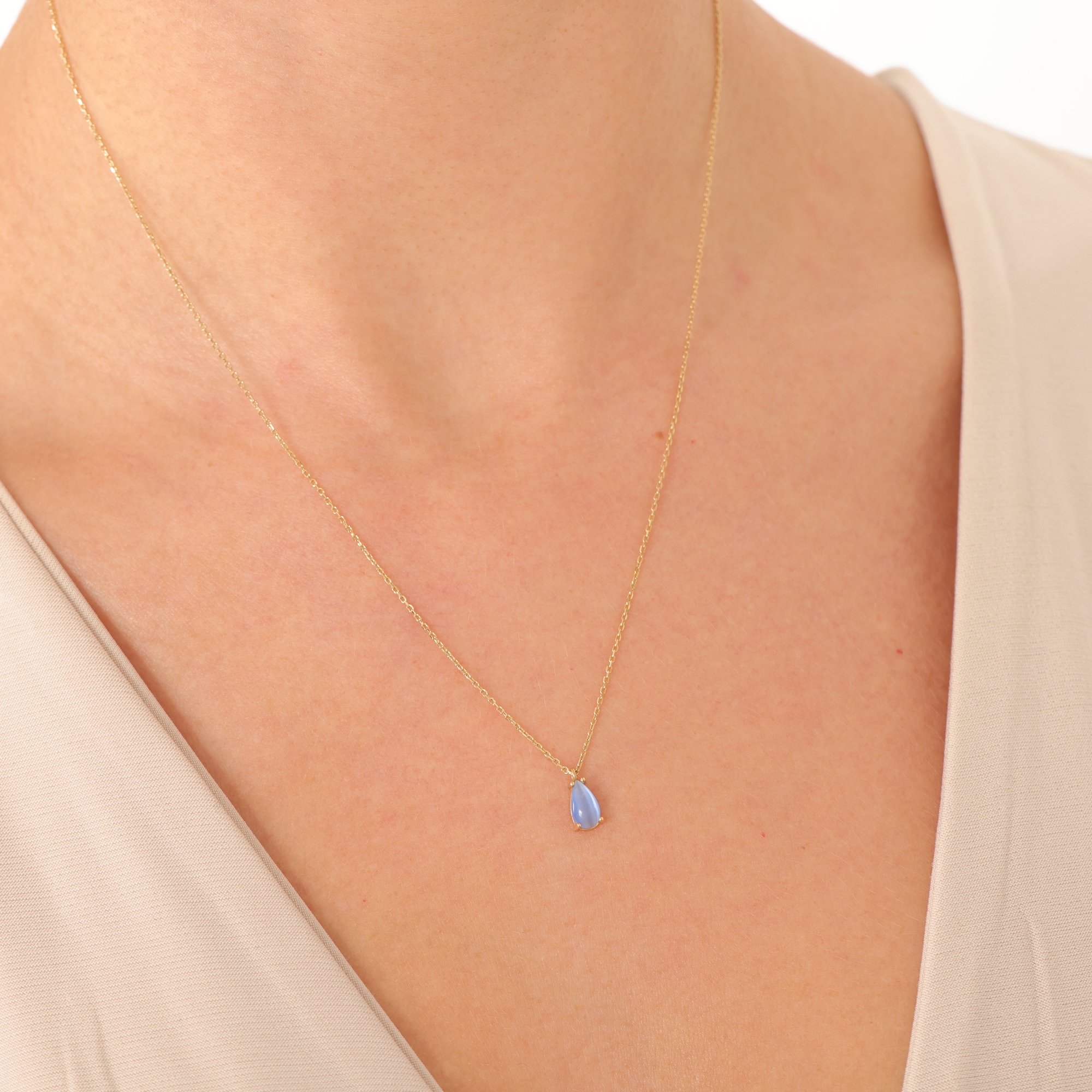 14 Carat Gold Blue Opal Stone Necklace