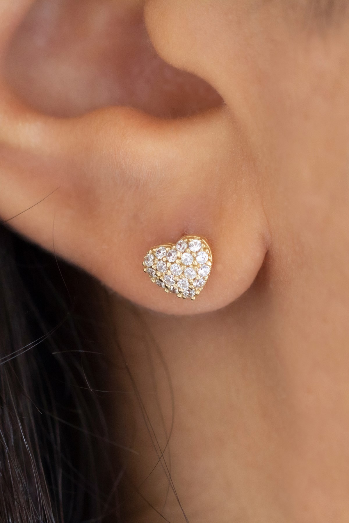 Minaliva 14 carat yellow gold zircon stone heart earrings