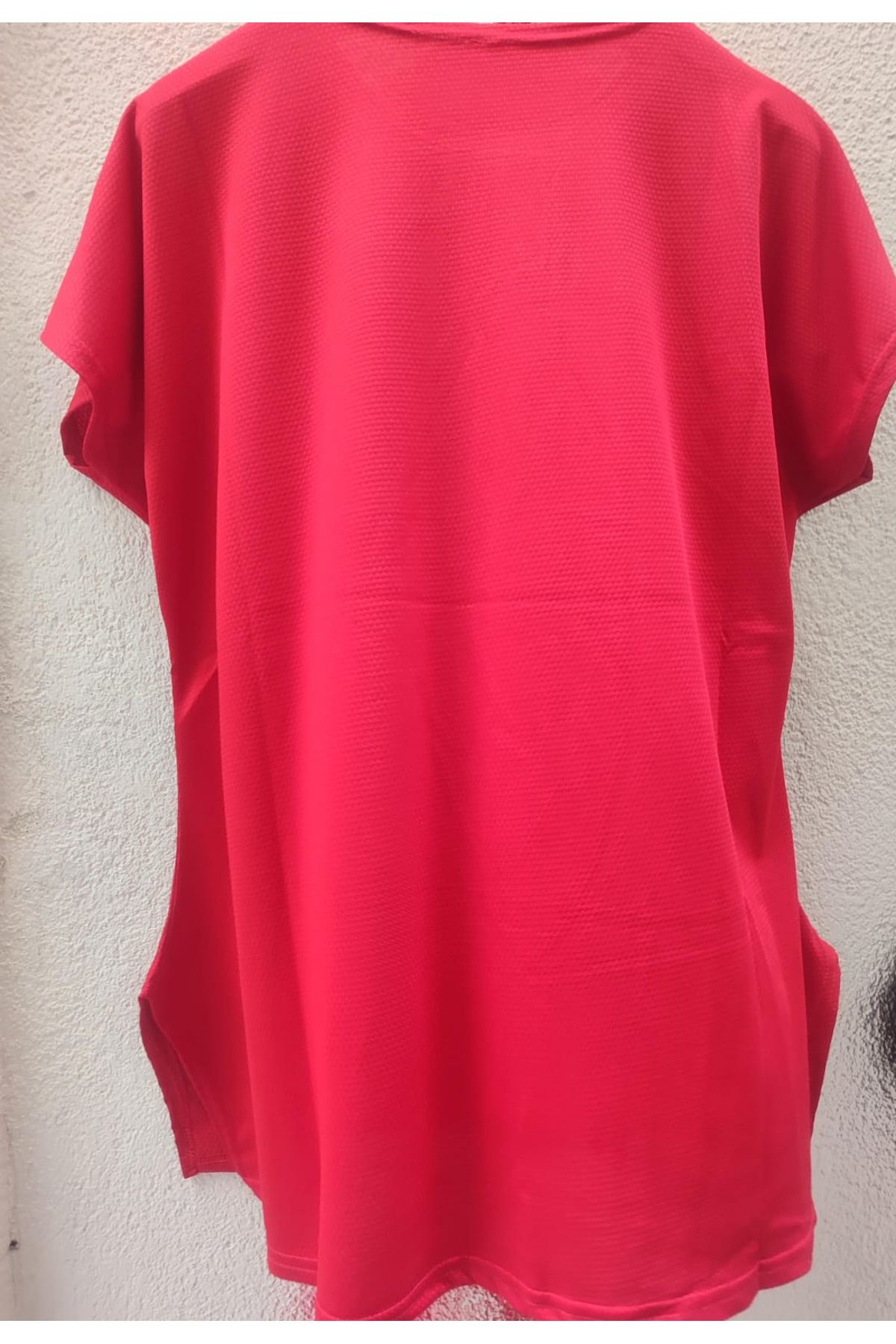 Kadın Bordo Renk Büyük Beden Yırtmaçlı Basic T-shirt