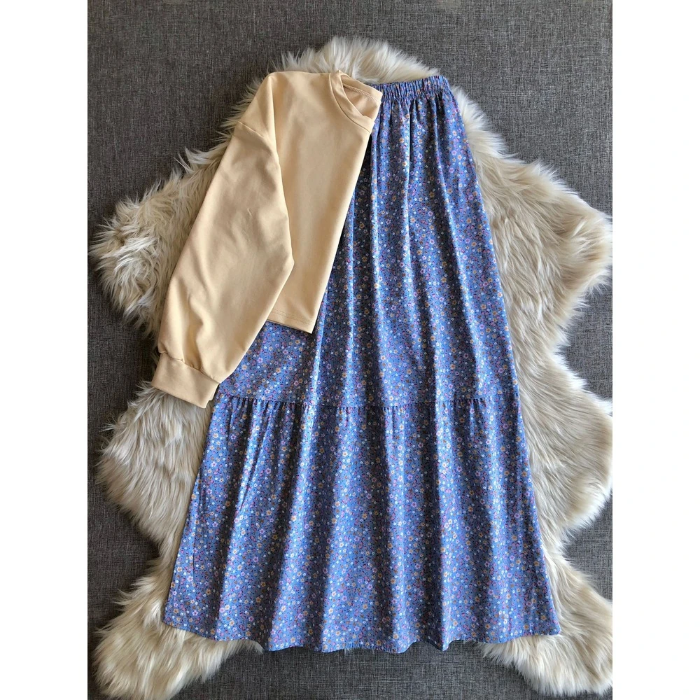 Nüve Çiçekli Mavi Etek Sweat Takım