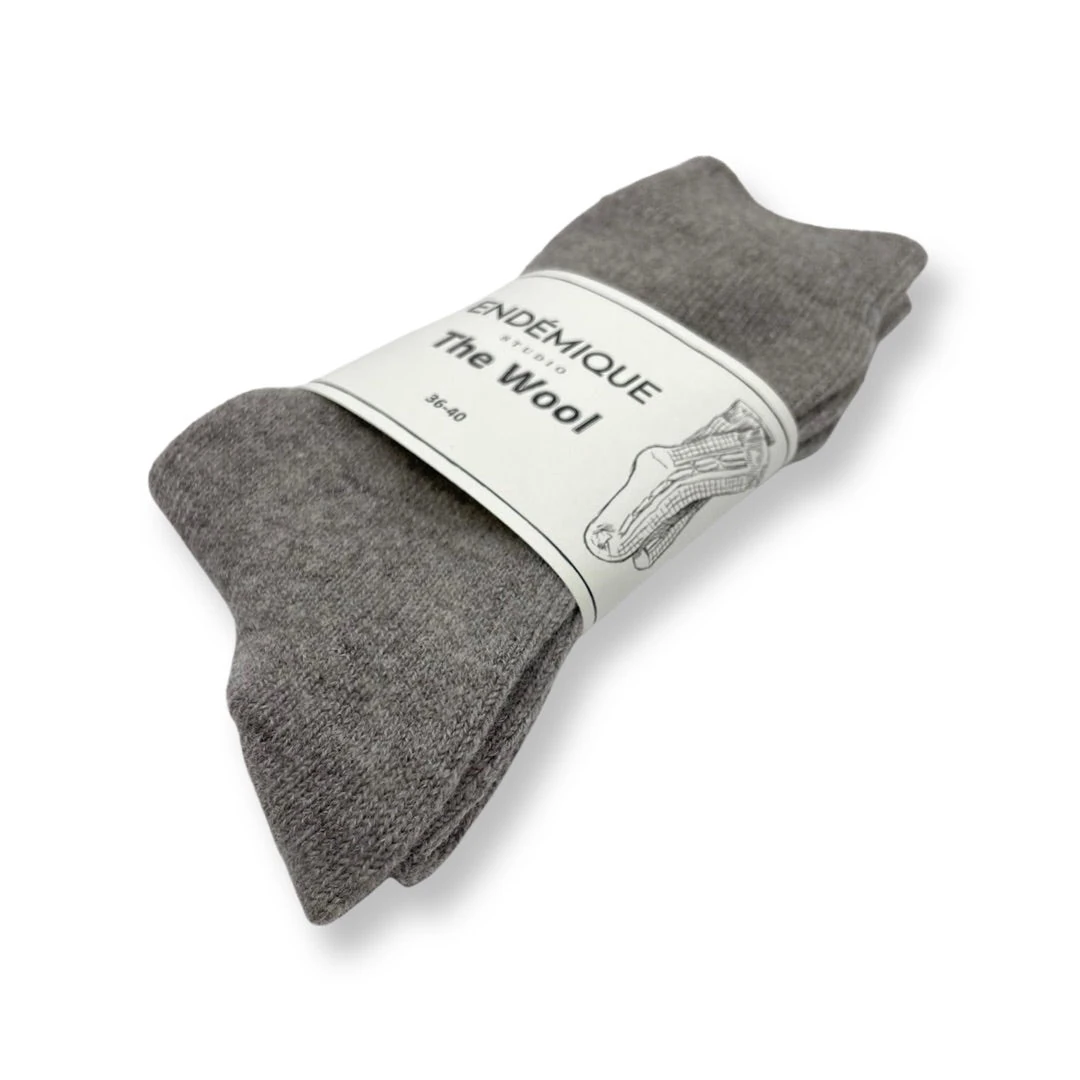 Endémique Studio The Wool Plain Mocha-Kadın Yün Çorap