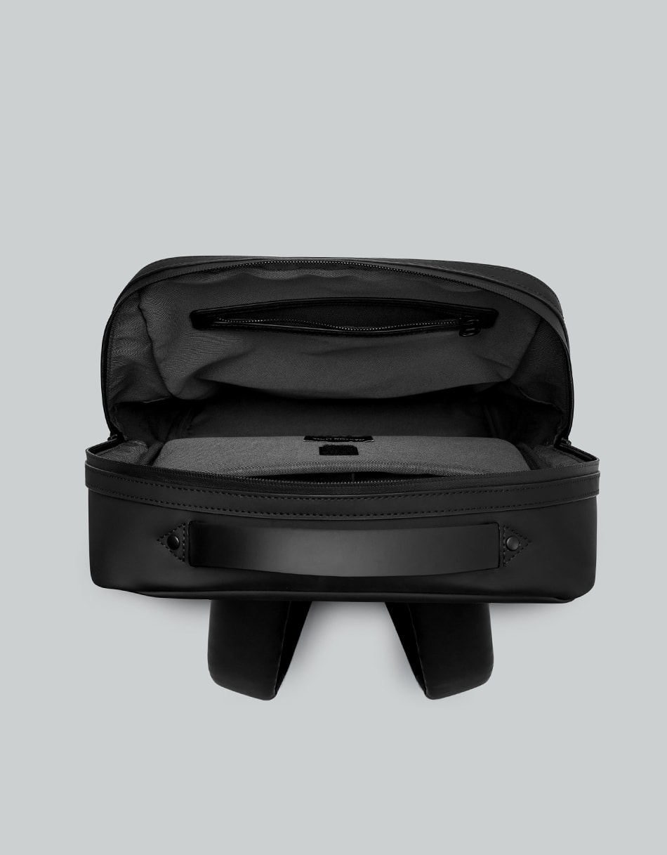 Gaston Luga Spläsh Org. Backpack 15" Sırt Çantası  - Black