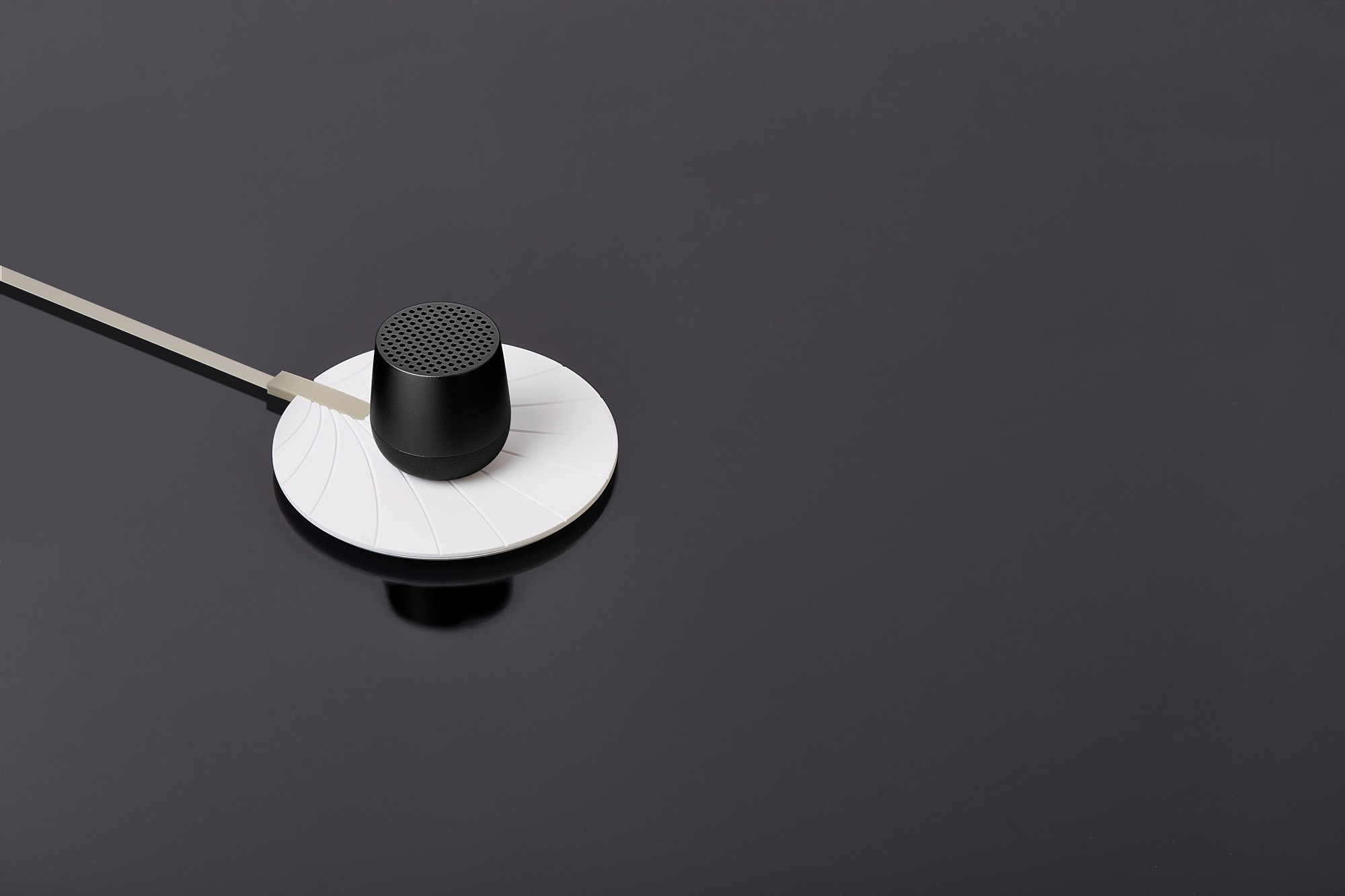 Lexon Mino + Bluetooth


















 Hoparlör Siyah