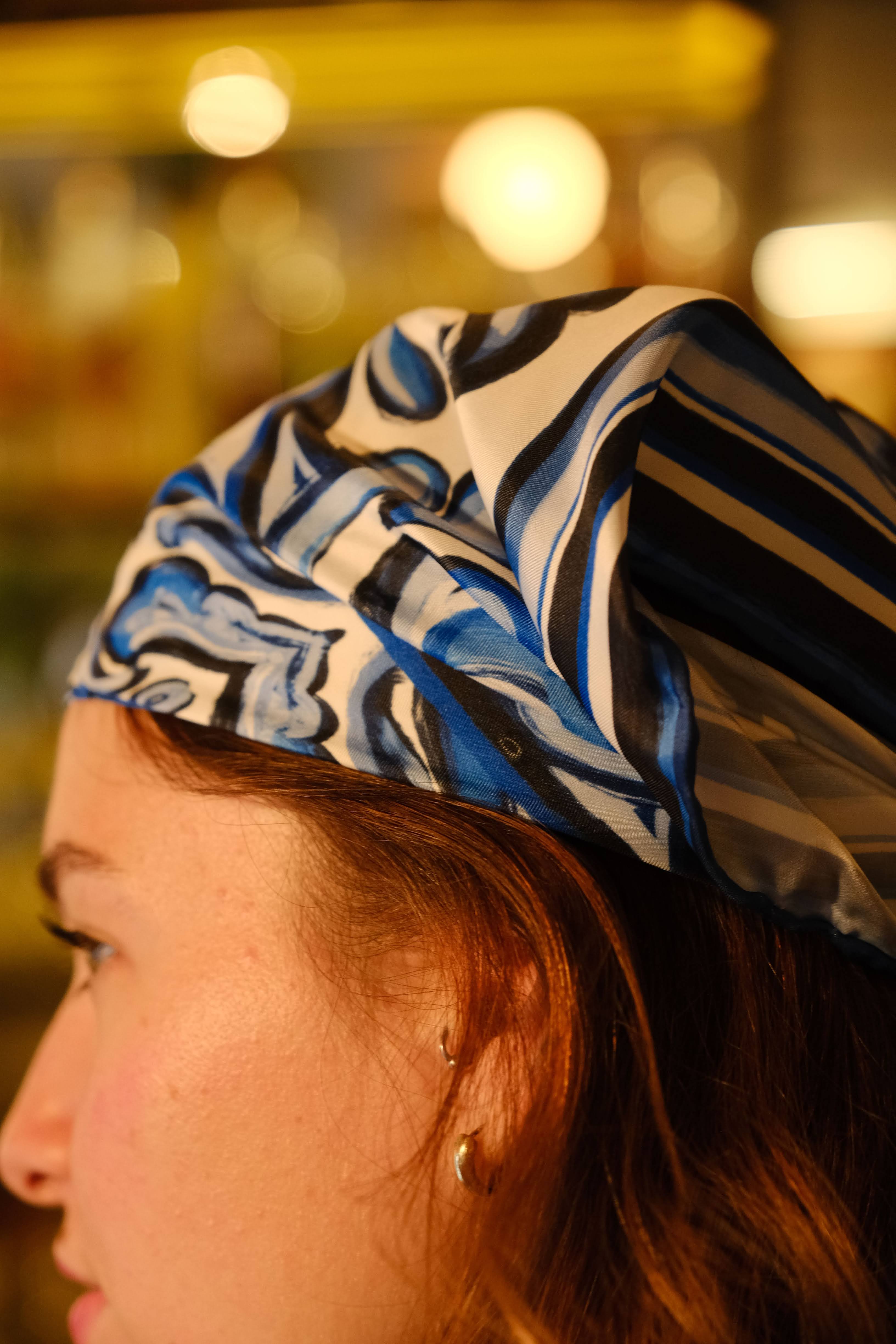 Less Atelier Tile Blue Fular 65x65