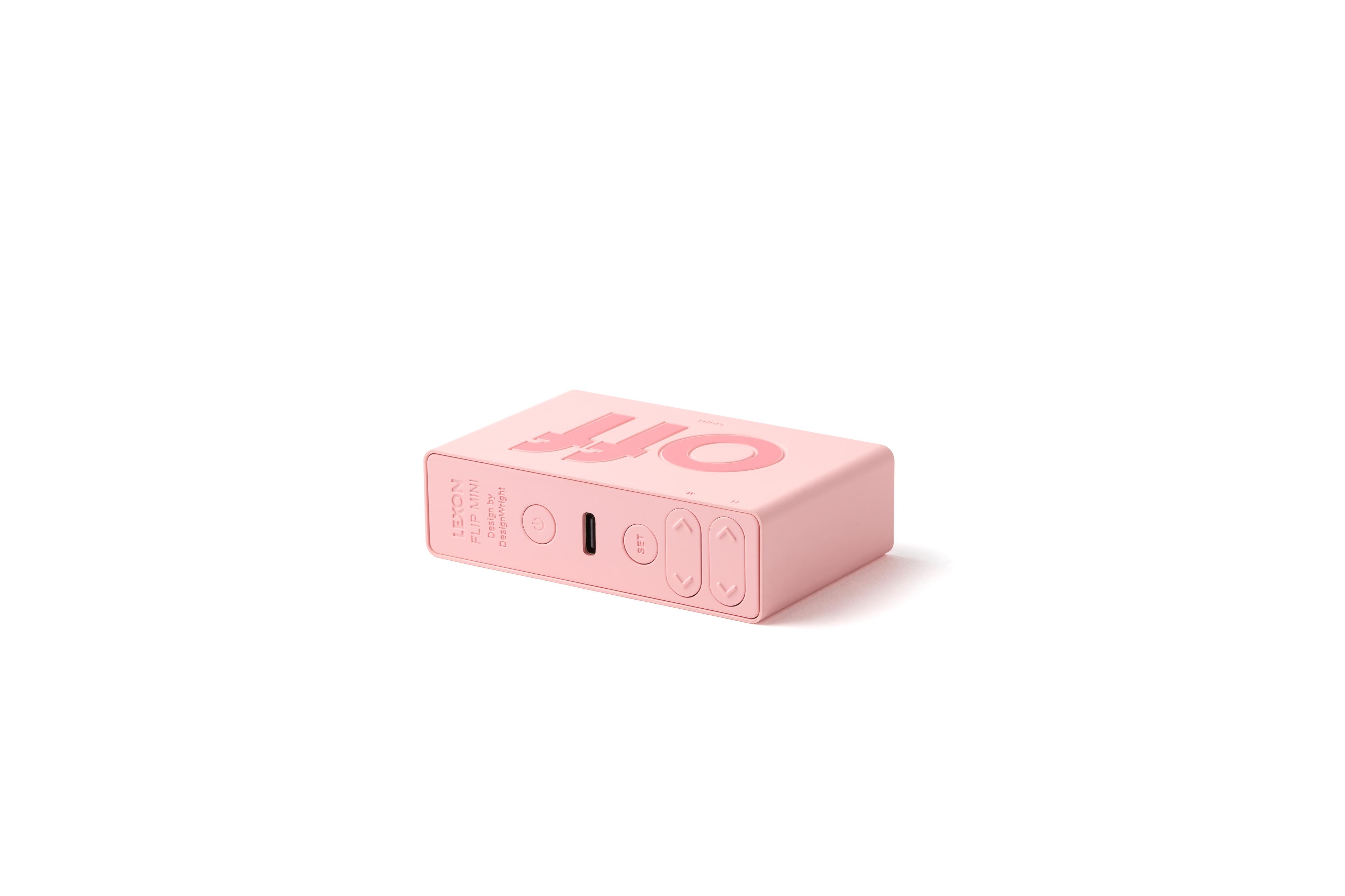 Lexon Flip Mini Şarj Edilebilir Alarm Saat 
Pembe
