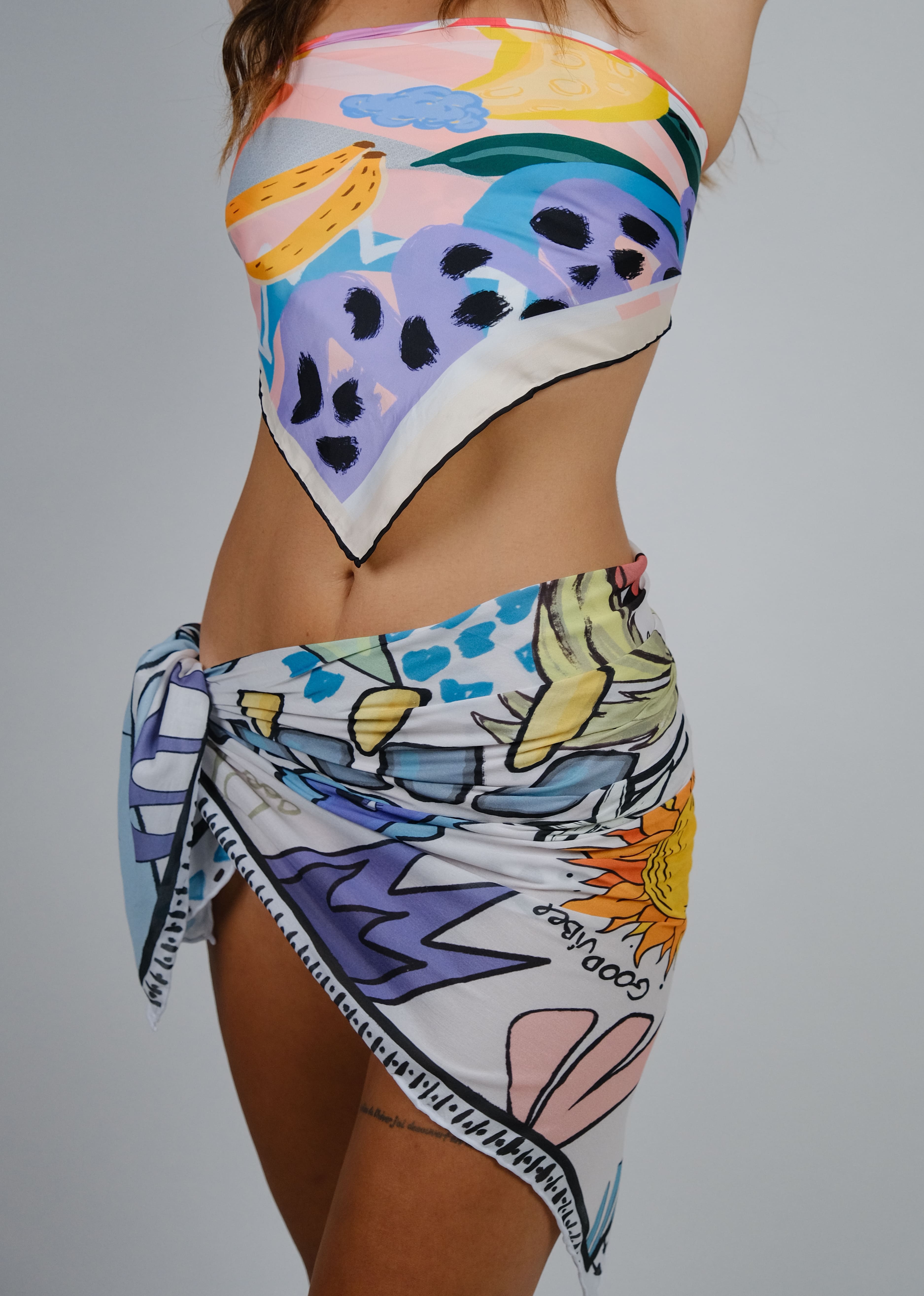 Less Atelier Fruit Mix Fular 65x65