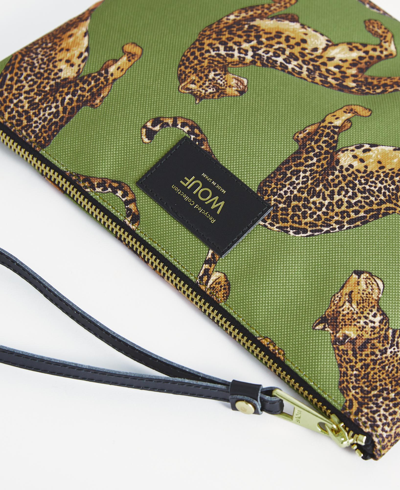 Wouf Olive Leopard XL Pouch Bag El Çantası