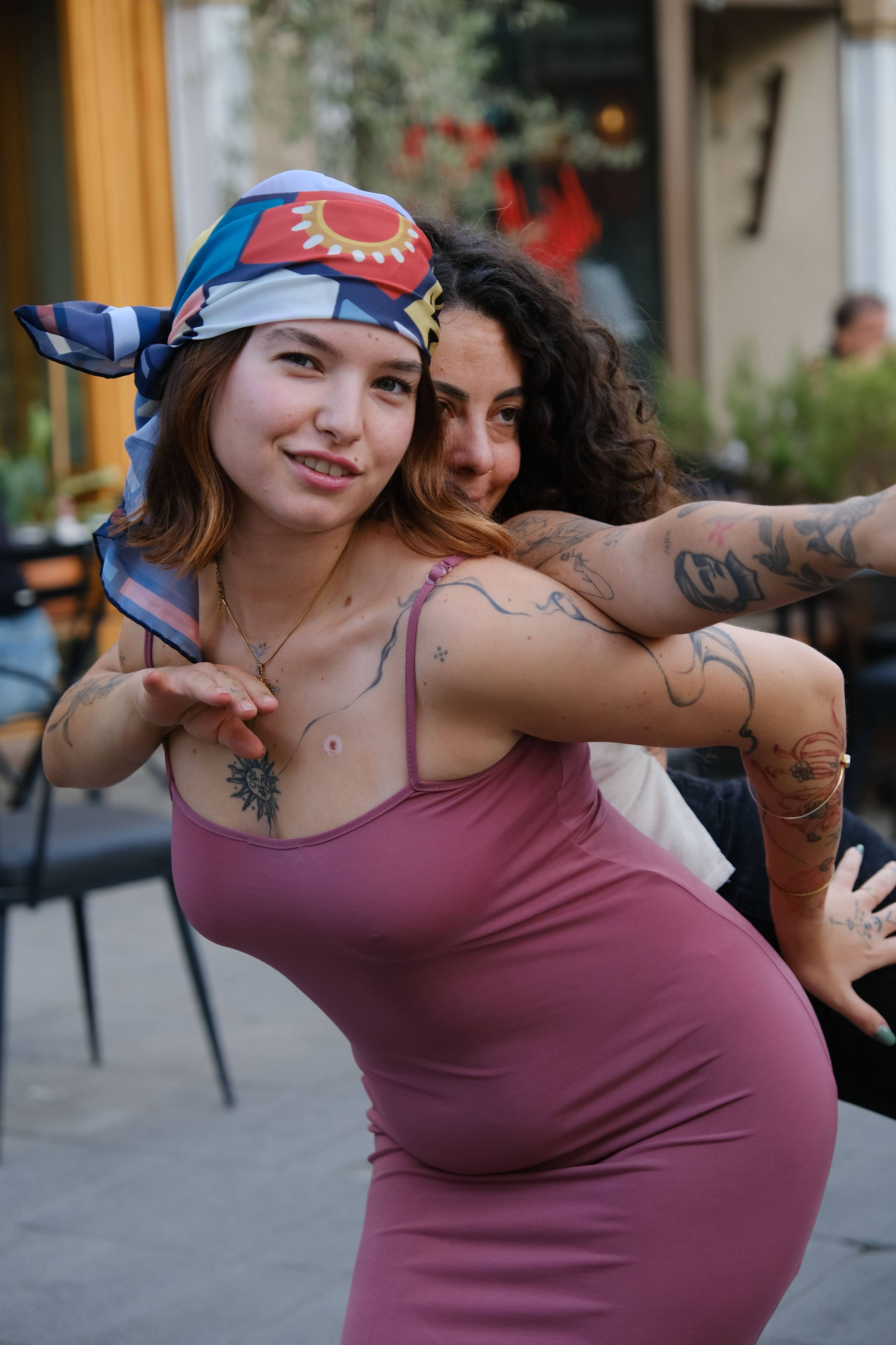 Less Atelier Geometry Fular 90x90