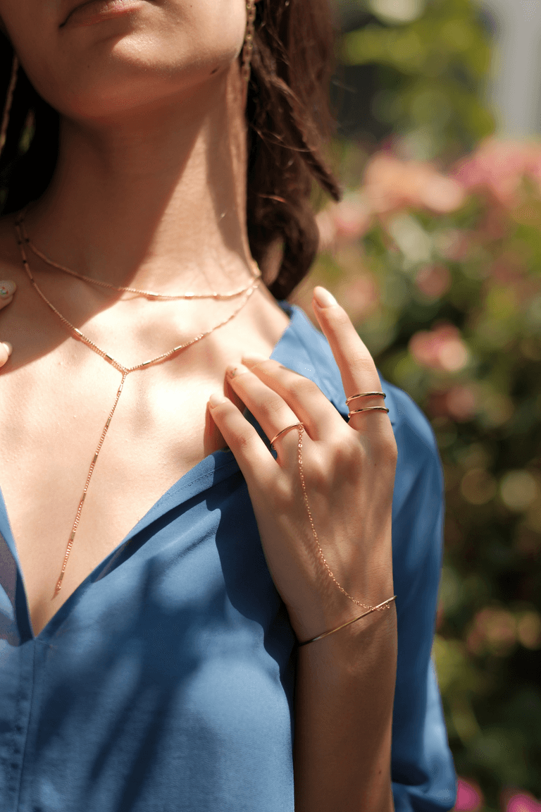 Miklan Layered Gleam Kolye