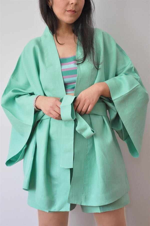 İki Kızlar Yeşil Sansui Kimono