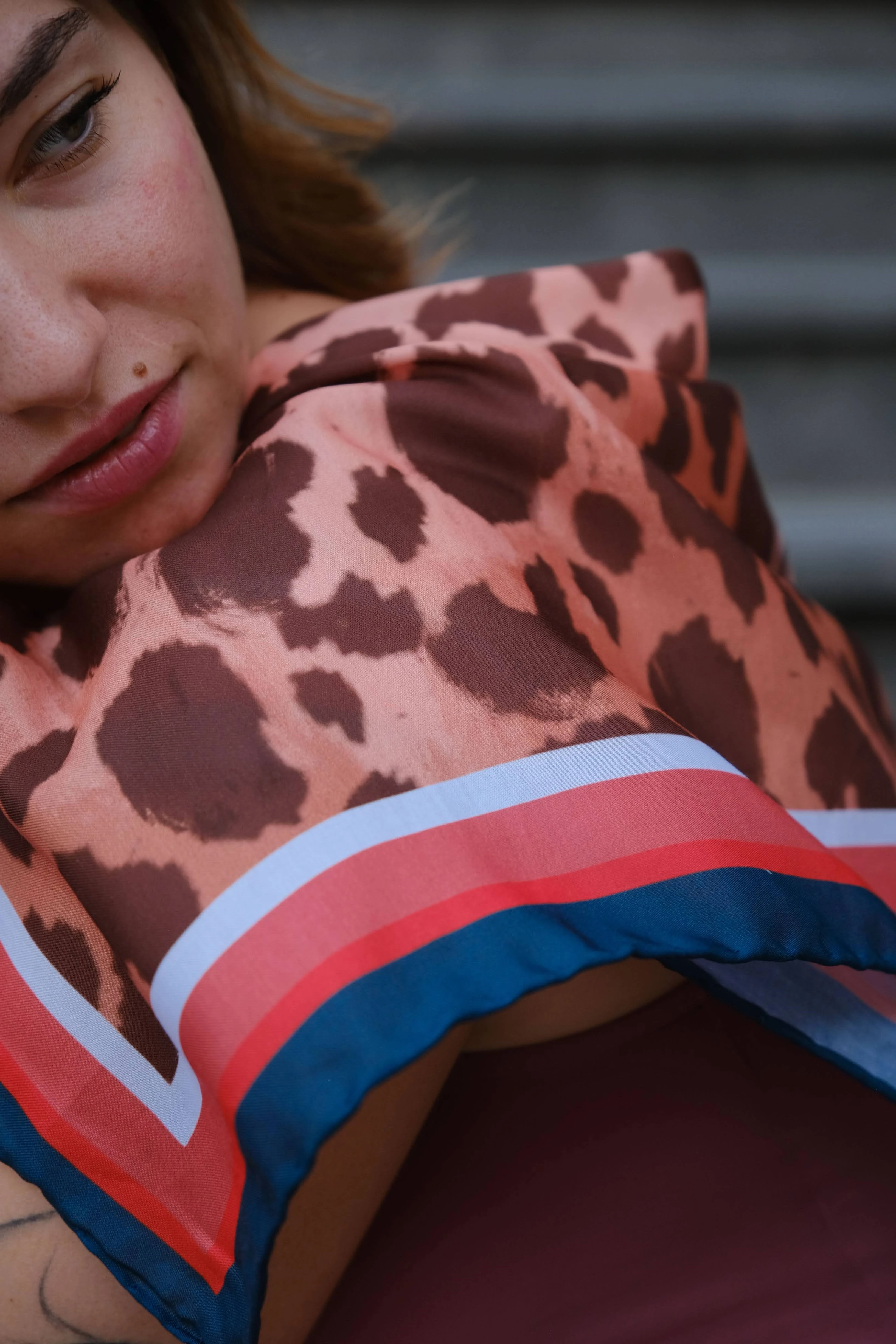 Less Atelier Leopard Fular 90x90