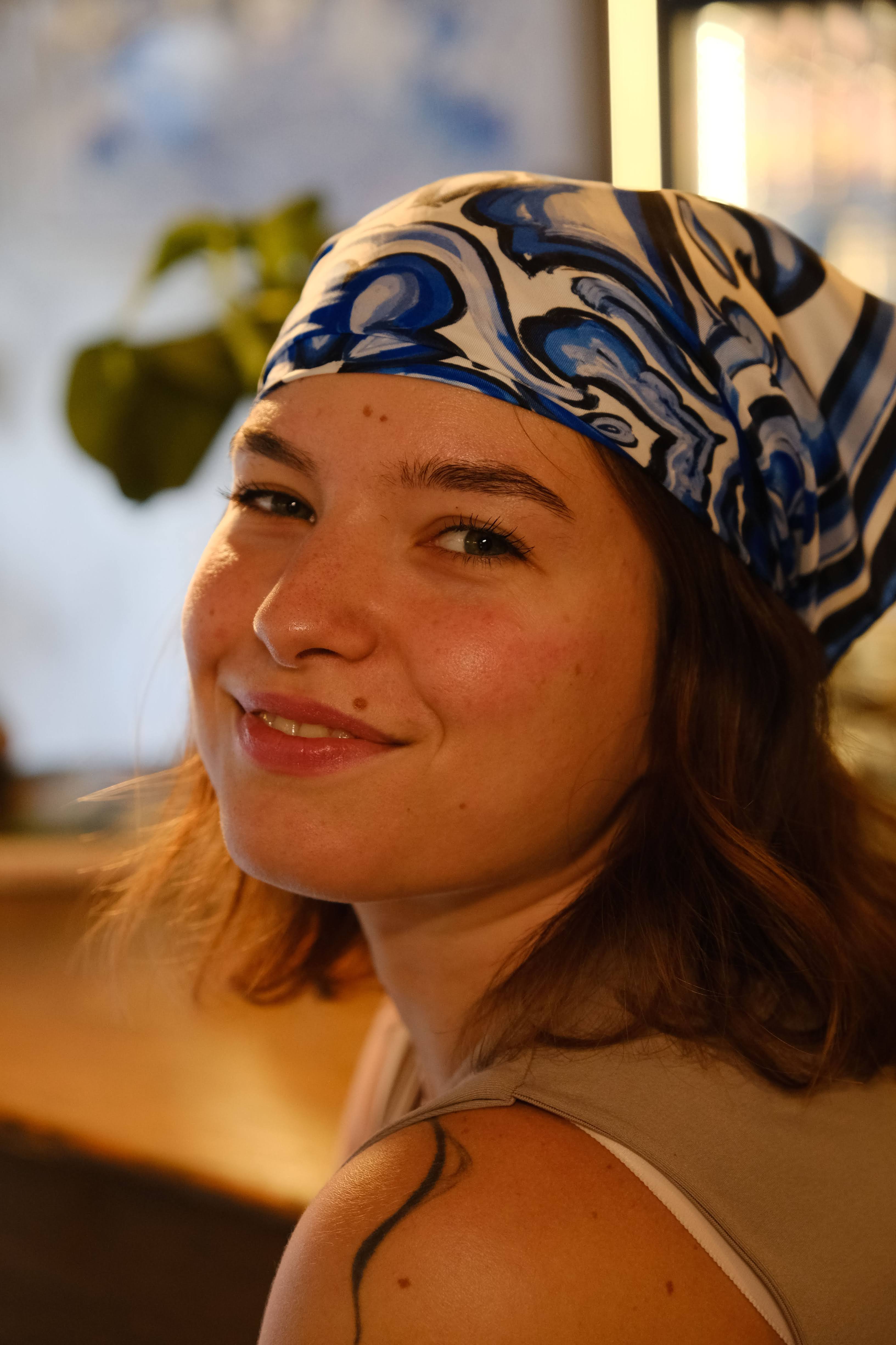 Less Atelier Tile Blue Fular 65x65